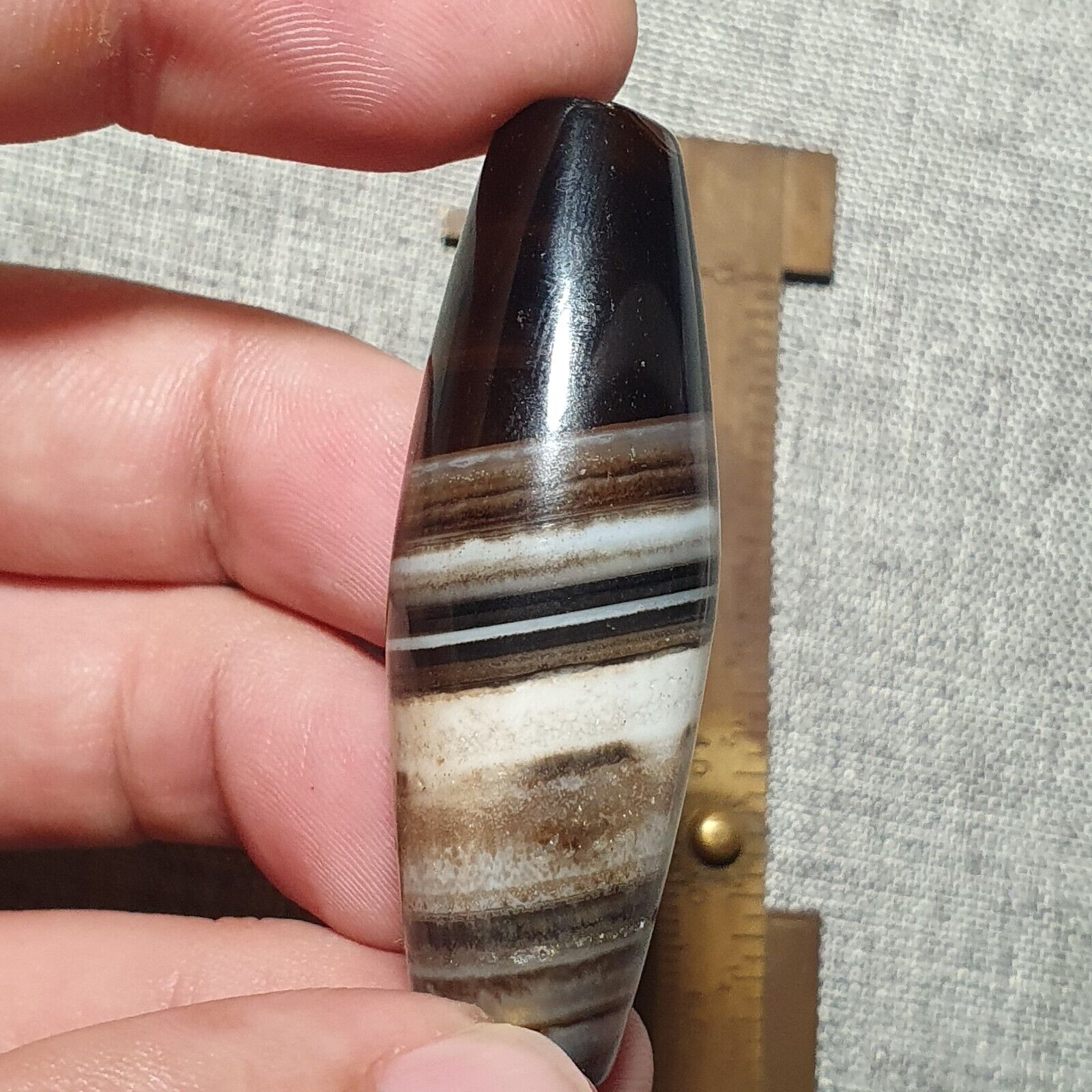 B178 Powerful Middle Eastern spiritualist Agate Bead Rare Pattern Yemeni Bead
