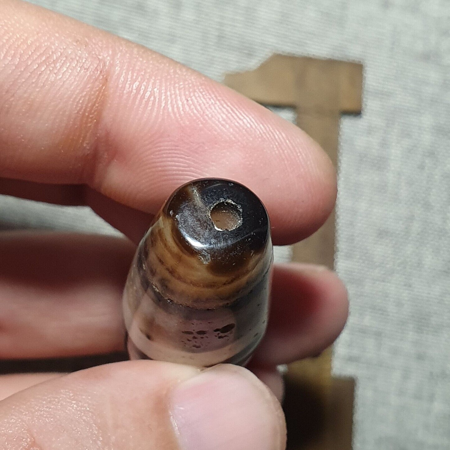 B178 Kraftvolle, spiritistische Achatperle aus dem Nahen Osten, jemenitische Perle mit seltenem Muster