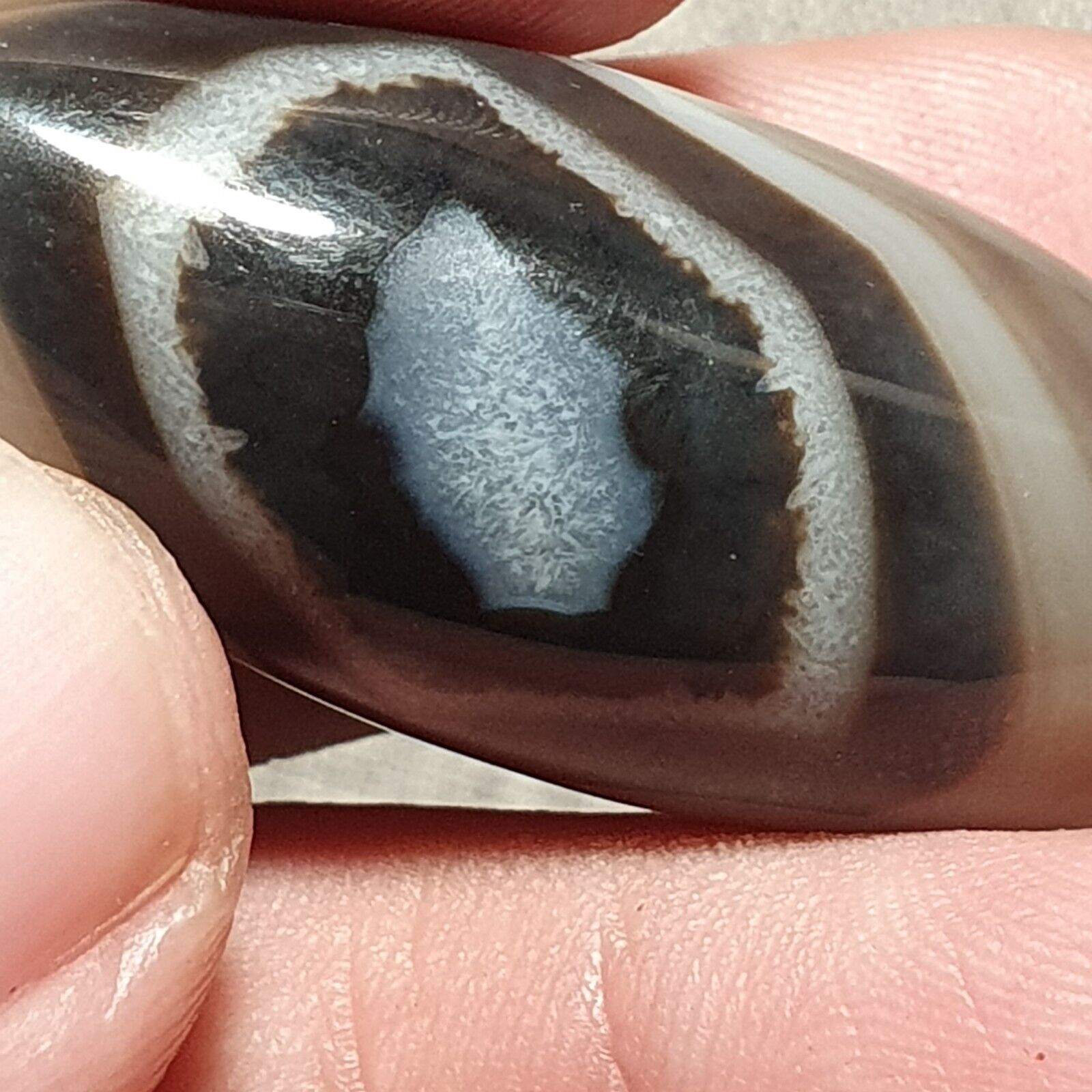 B487 Powerful Middle Eastern spiritualist Agate Bead Natural Eye Yemeni Bead