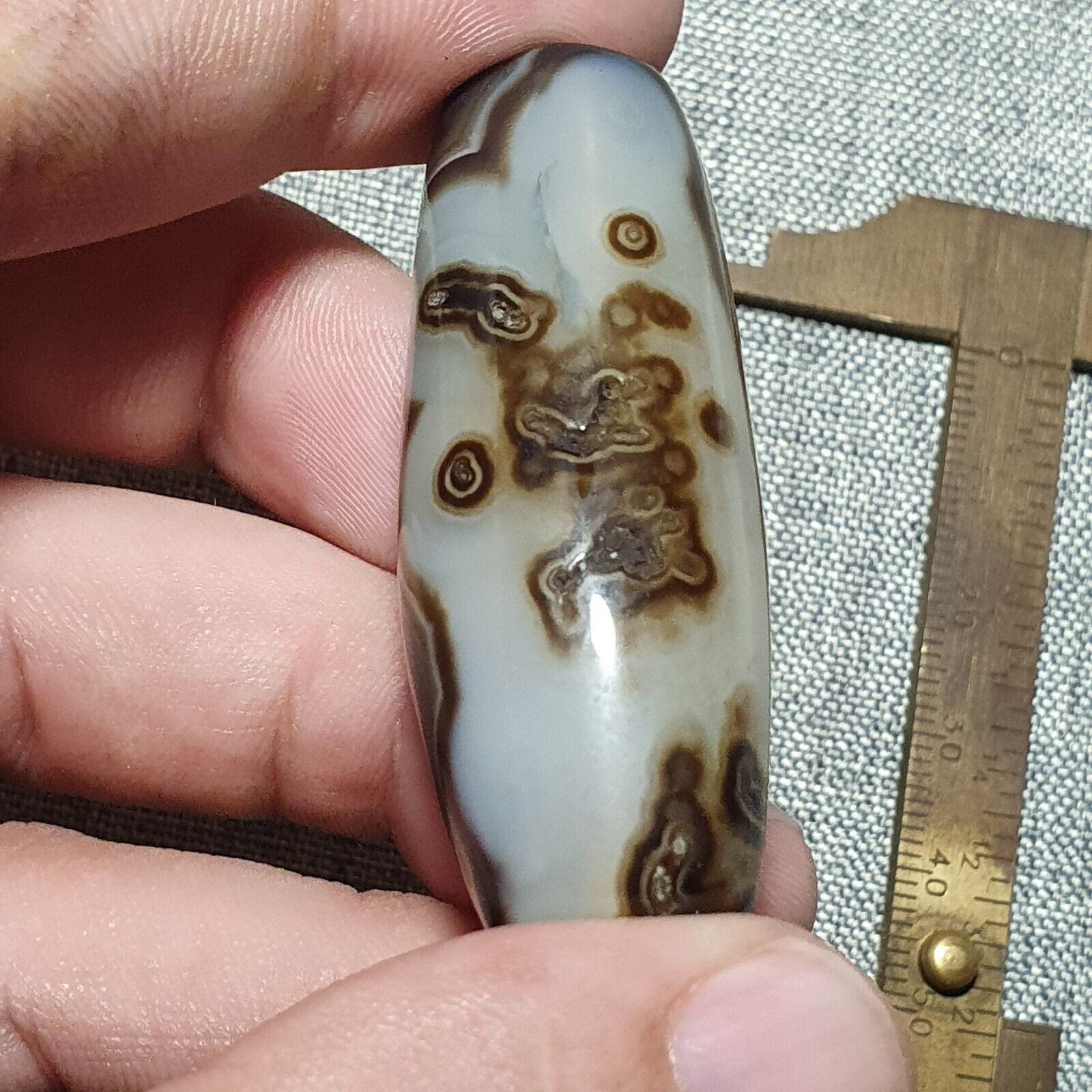 YM 112 Powerful Middle Eastern spiritualist Agate Bead Rare Pattern Yemeni Bead