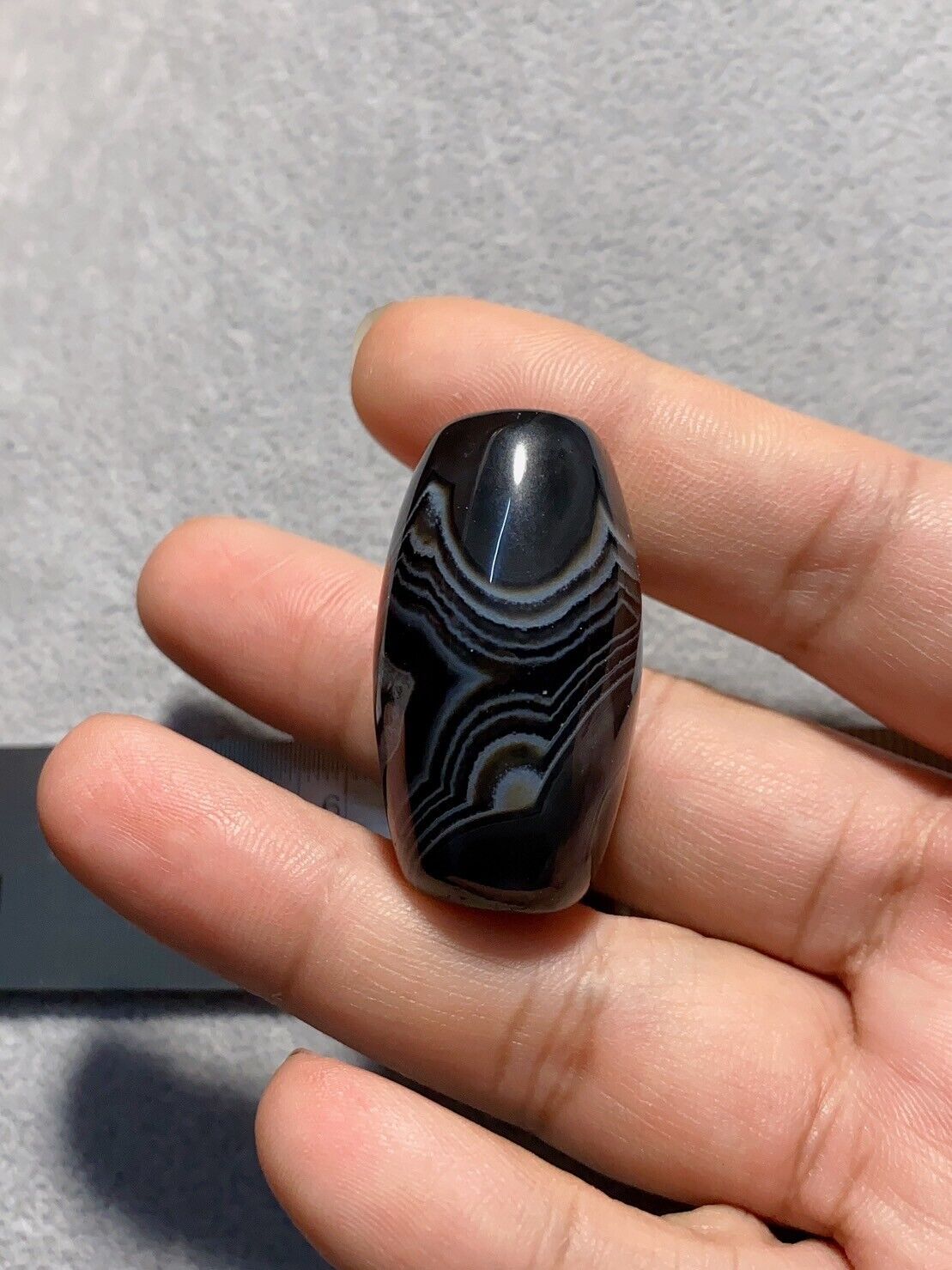 Vintage African Himalayan Tibetan Sulaimani Agate bead rare Pattern