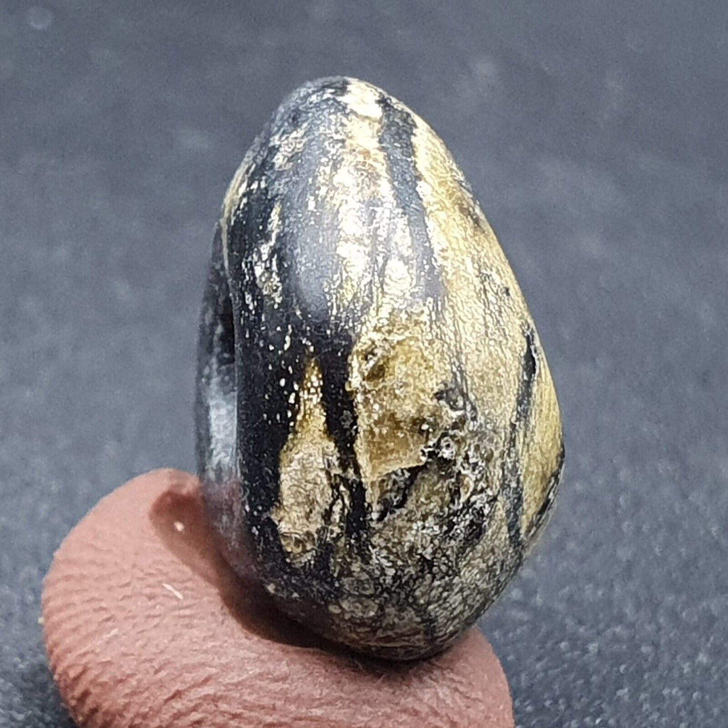 Antike Donut-Steinperle aus Himalaya-Jaspis, 17,2 mm
