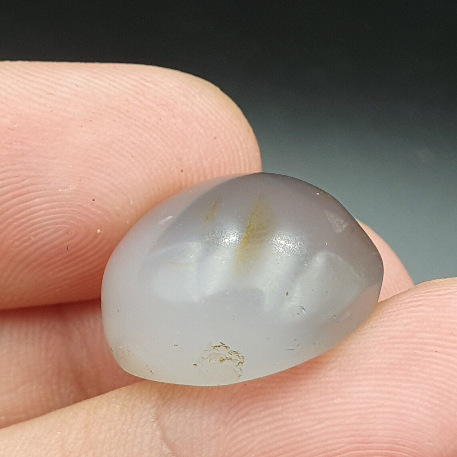 Antique Himalayan Gray Agate Stone luk mik Cabochon