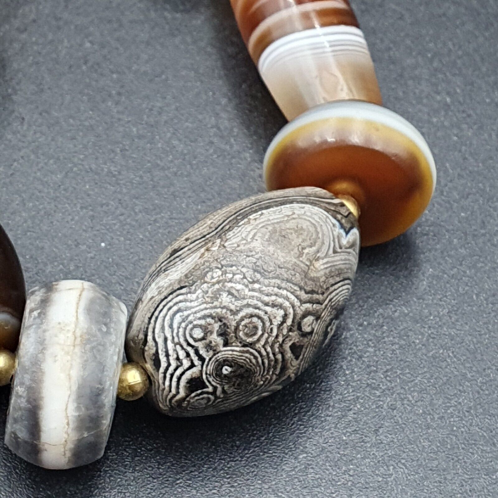 Ancient beads Indo Tibetan Banded Agate Sulamani beads Dzi beads Himalayan mala