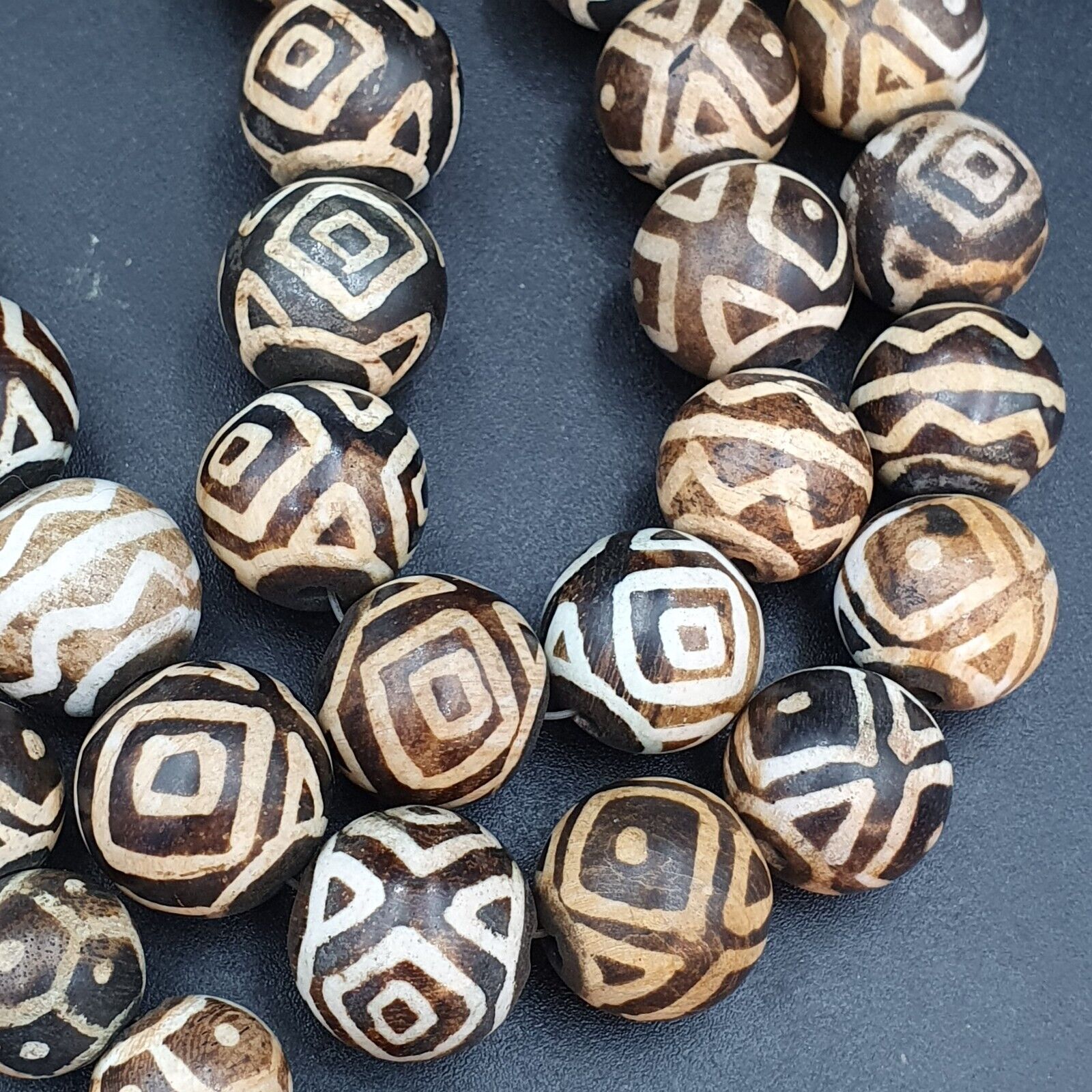 Asian Burmese Old Pumtek petrified Wood Stone beads Long necklace rare pattern