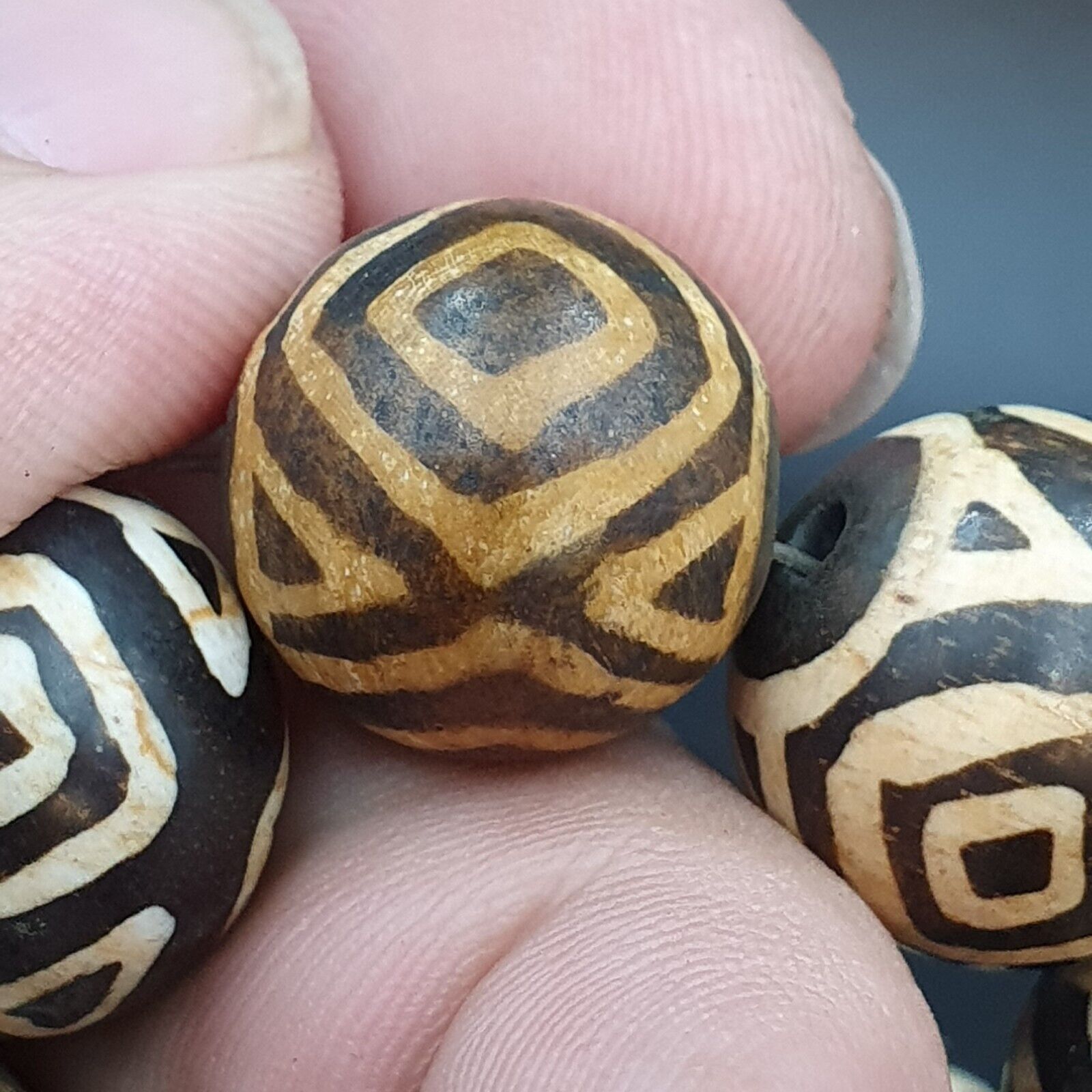 Asian Burmese Old Pumtek petrified Wood Stone beads Long necklace rare pattern
