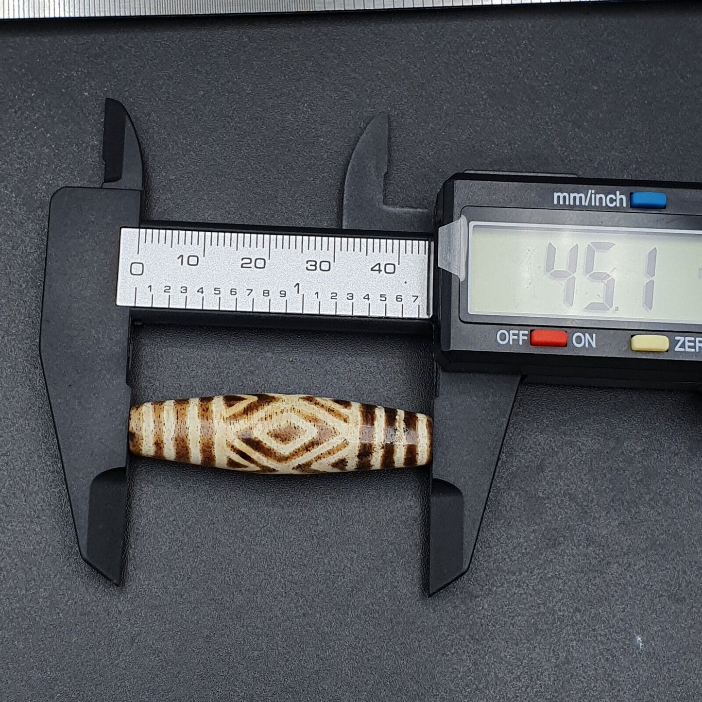 古董南亞緬甸老 pyu Pumtek 石化木石珠 45 毫米