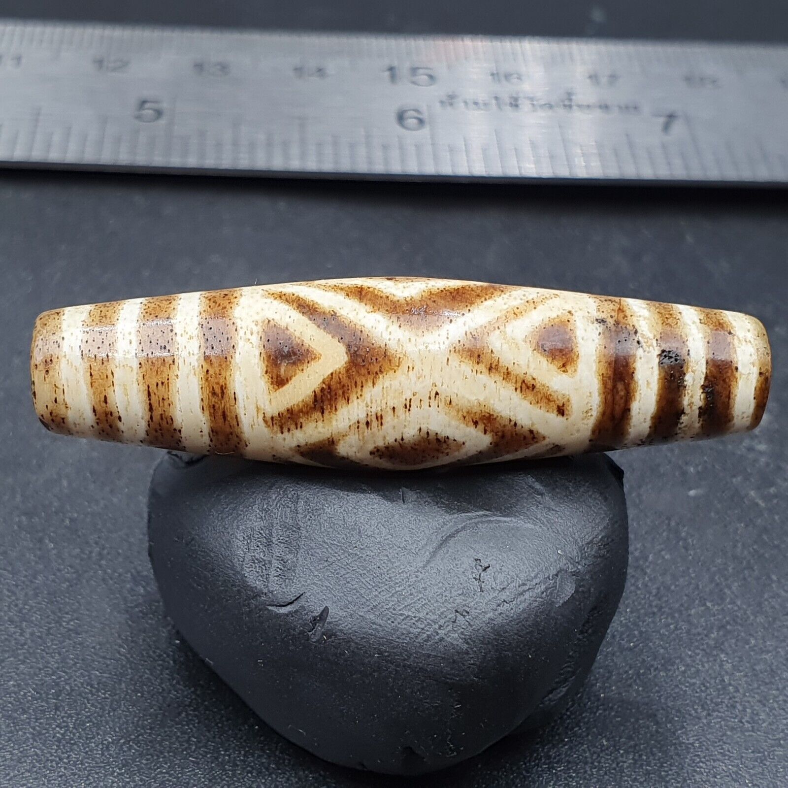 Antique South Asian Burmese Old pyu Pumtek petrified Wood Stone Bead 45mm