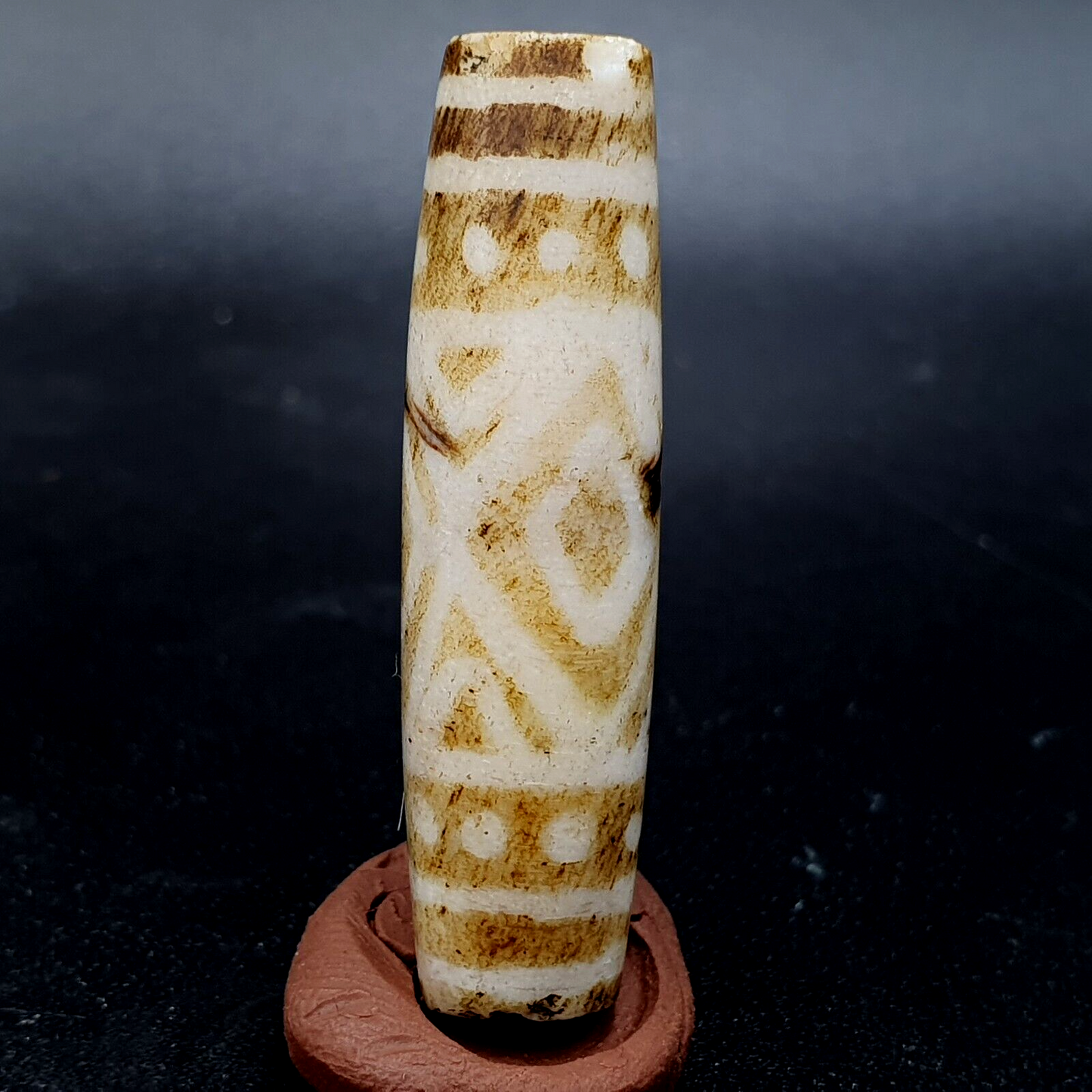 古董南亞緬甸老 pyu 部落 Pumtek 石化木石珠