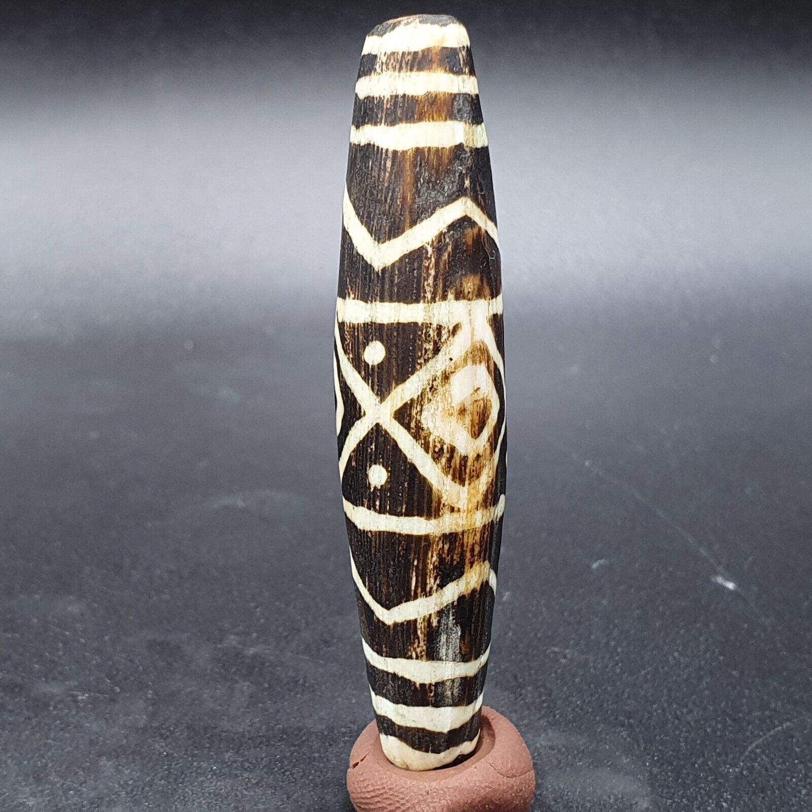 Vintage South Asian Burmese Old pyu Pumtek petrified Wood Stone Bead