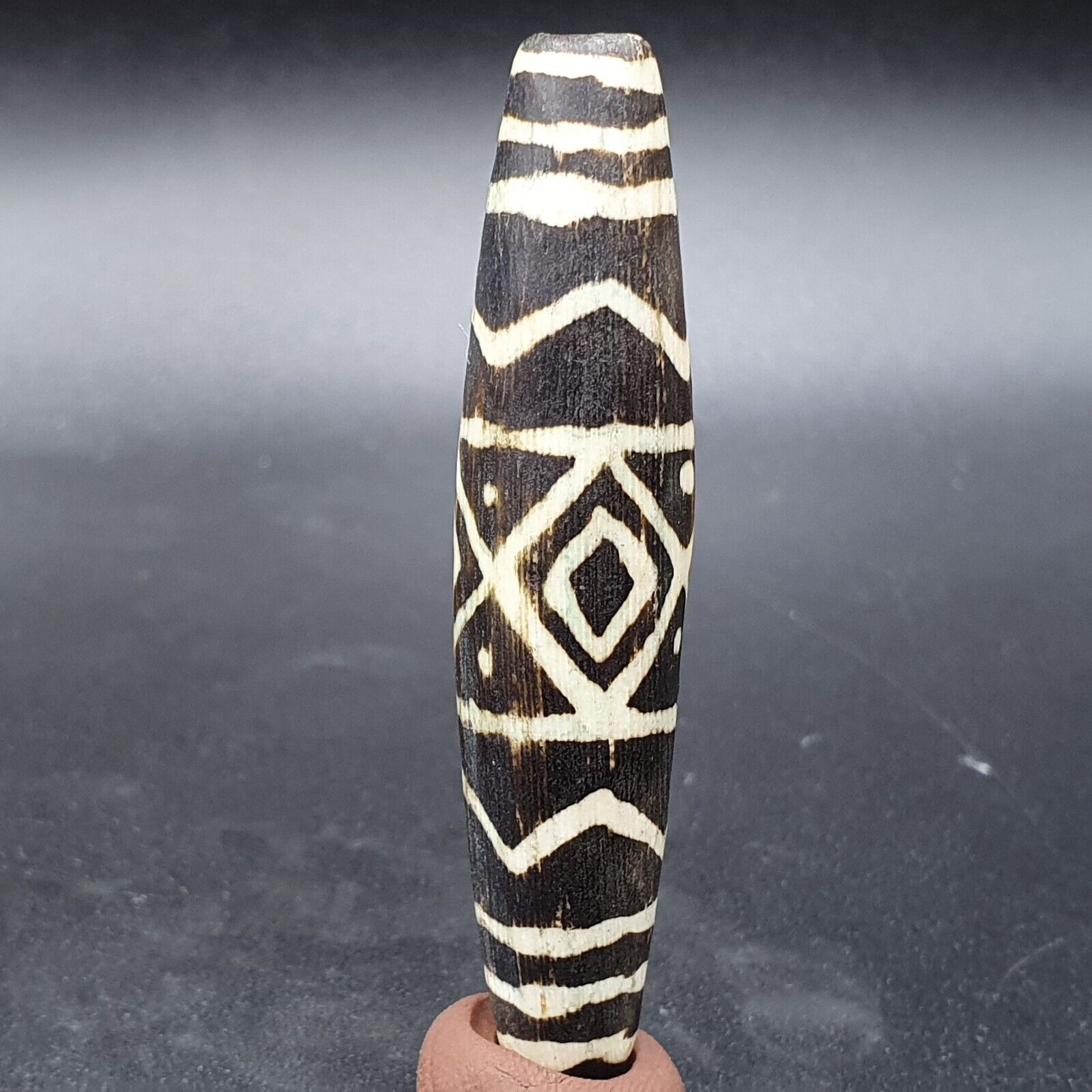 Vintage South Asian Burmese Old pyu Pumtek petrified Wood Stone Bead