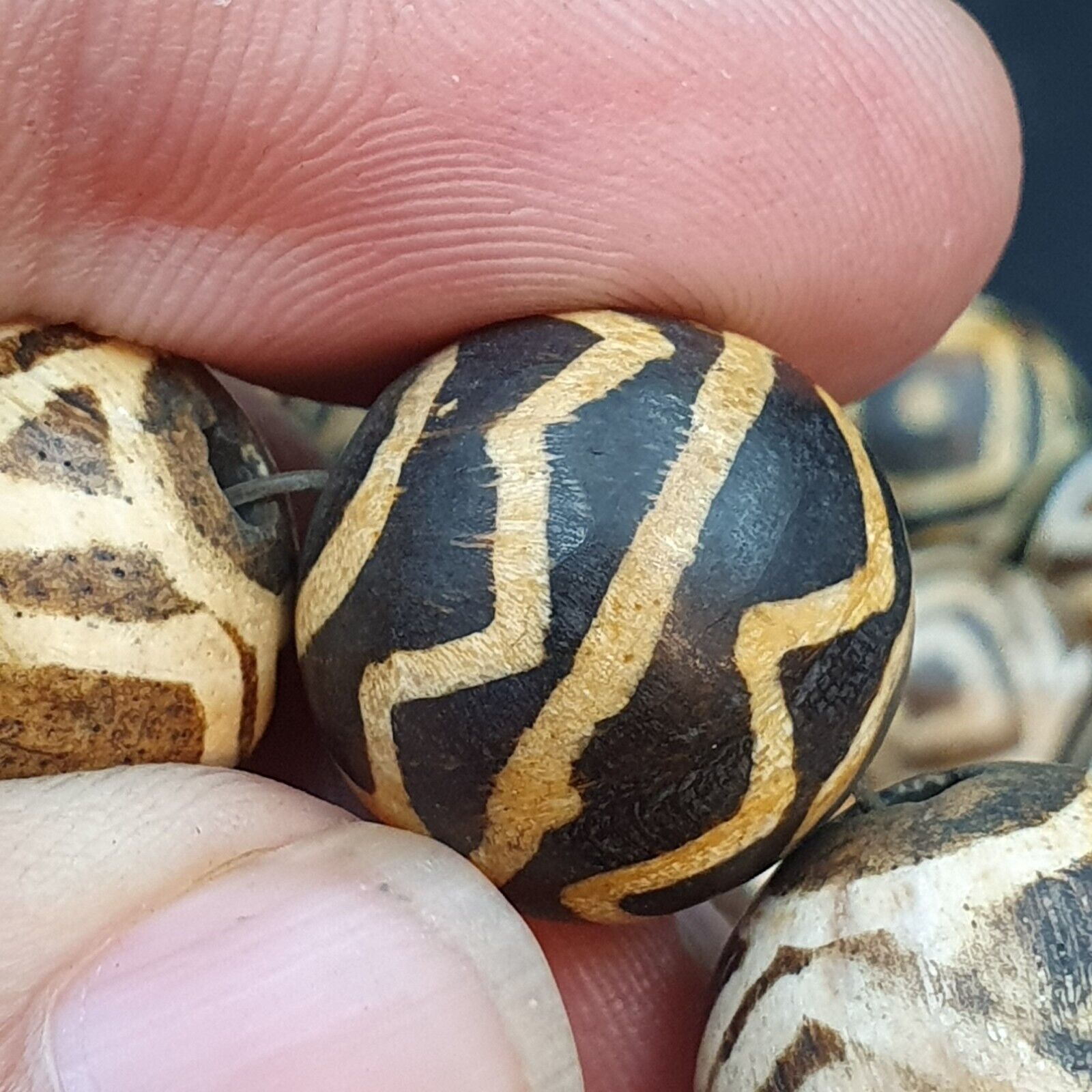 Asian Burmese Old Pumtek petrified Wood Stone beads Long necklace Unique pattern
