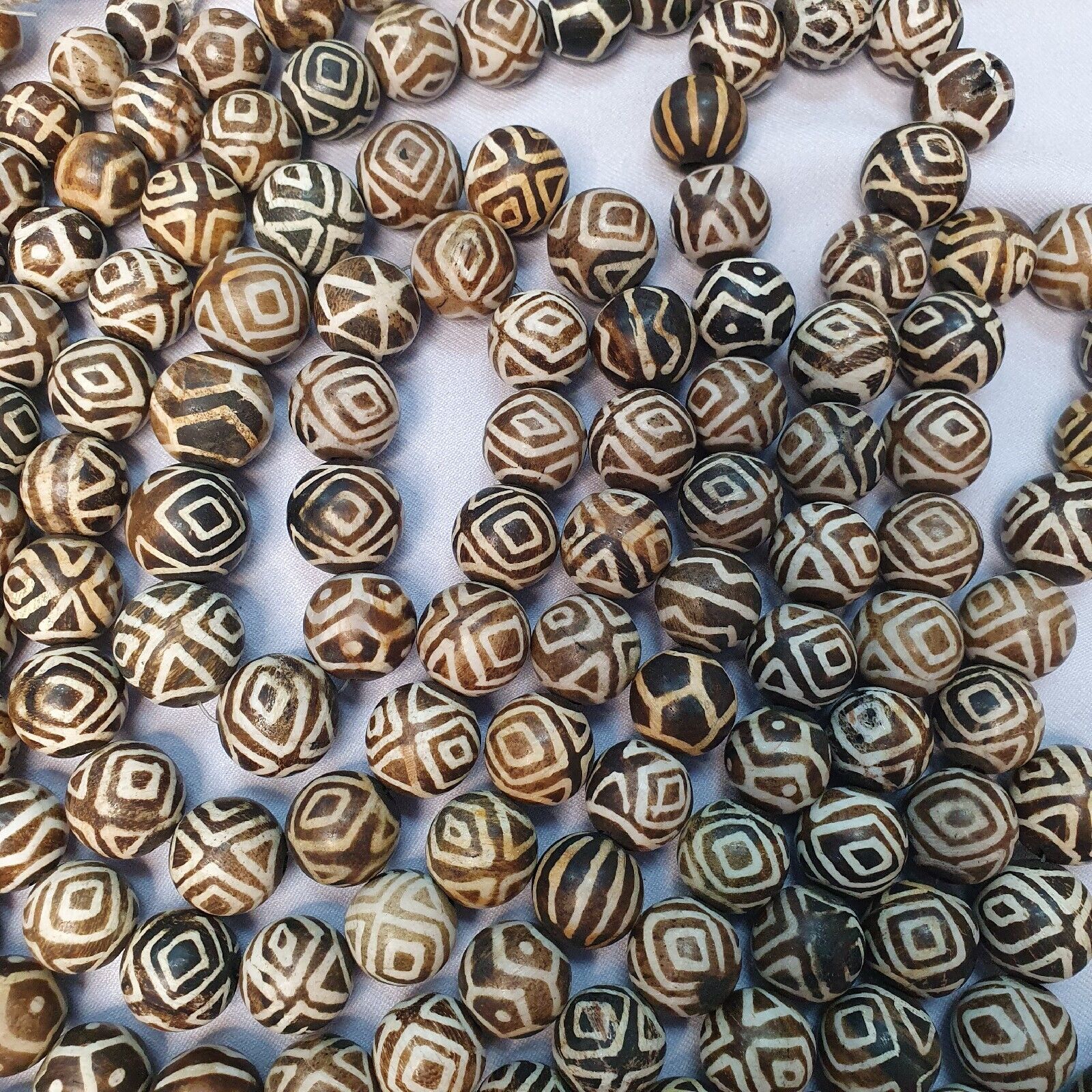 Asian Burmese Old Pumtek petrified Wood Stone beads Long necklace Unique pattern