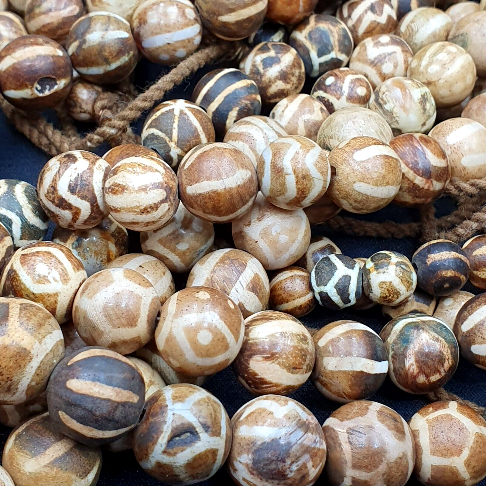 South Asian Burmese Old Pumtek petrified Wood Beads Long Strand 12-18mm