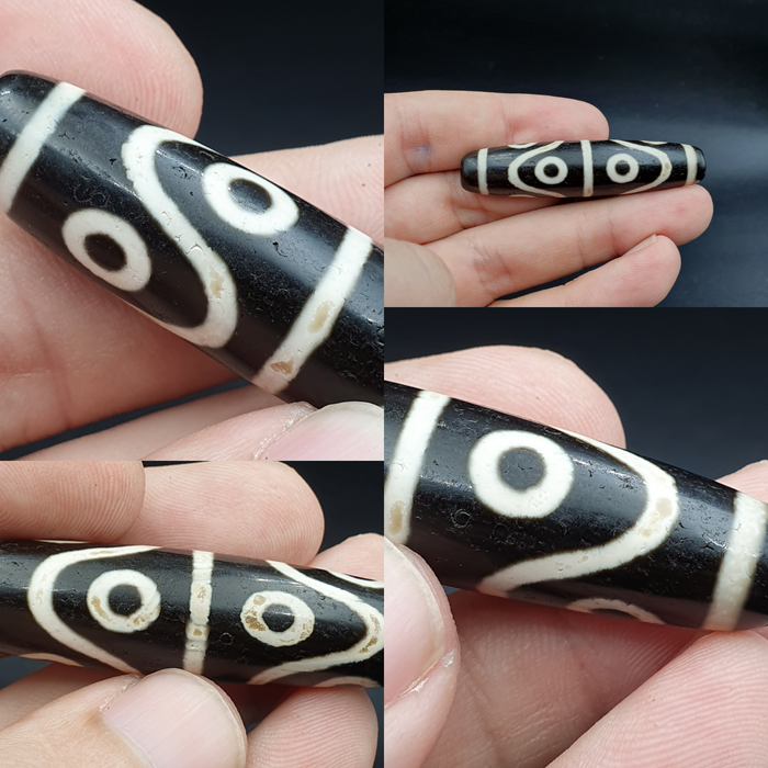 Indo Tibetan Himalayan 8 Eyes Zig Zag Pattern Agate Bead Amulet Dzi ITB08