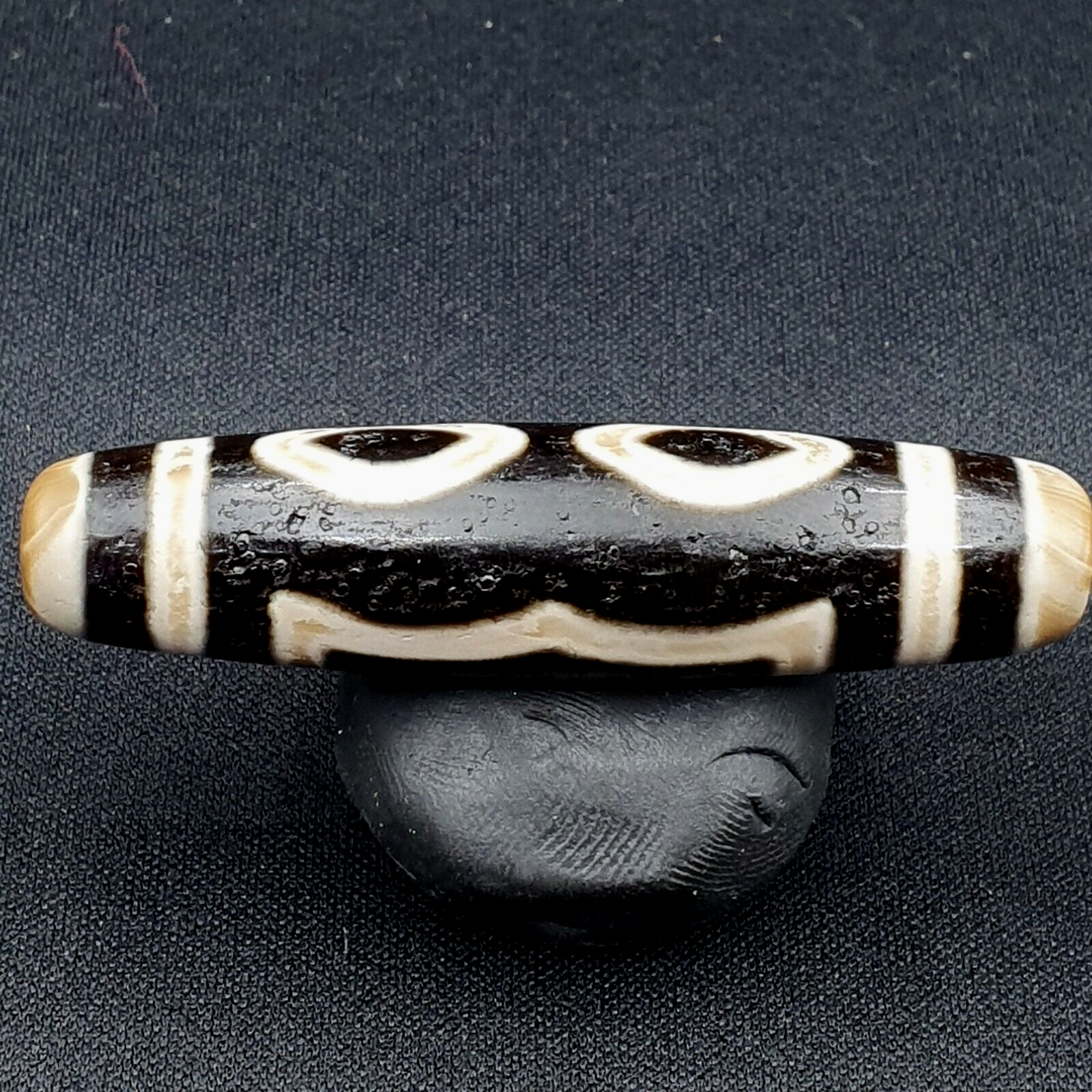 Power Bead INDO TIBETAN Himalayan 3 Eyes window Pattern Agate bead Amulet Dzi