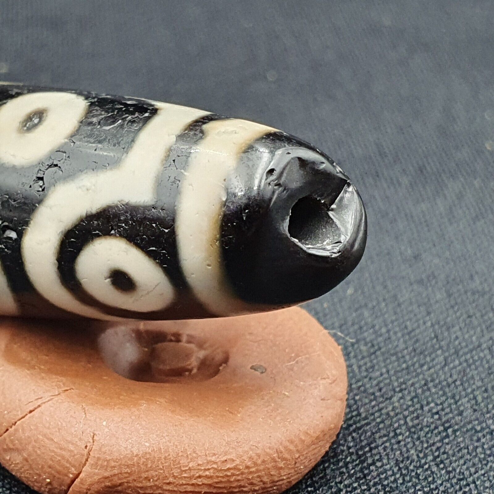 INDO TIBETAN Himalaya 10 Eyes Agate bead Amulet Religious Antiquities Dzi  ITB02