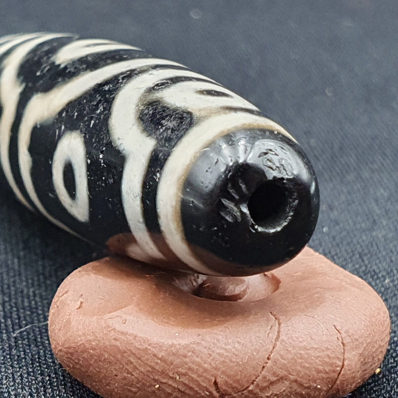 INDO TIBETAN Himalaya 10 Eyes Agate bead Amulet Religious Antiquities Dzi  ITB02