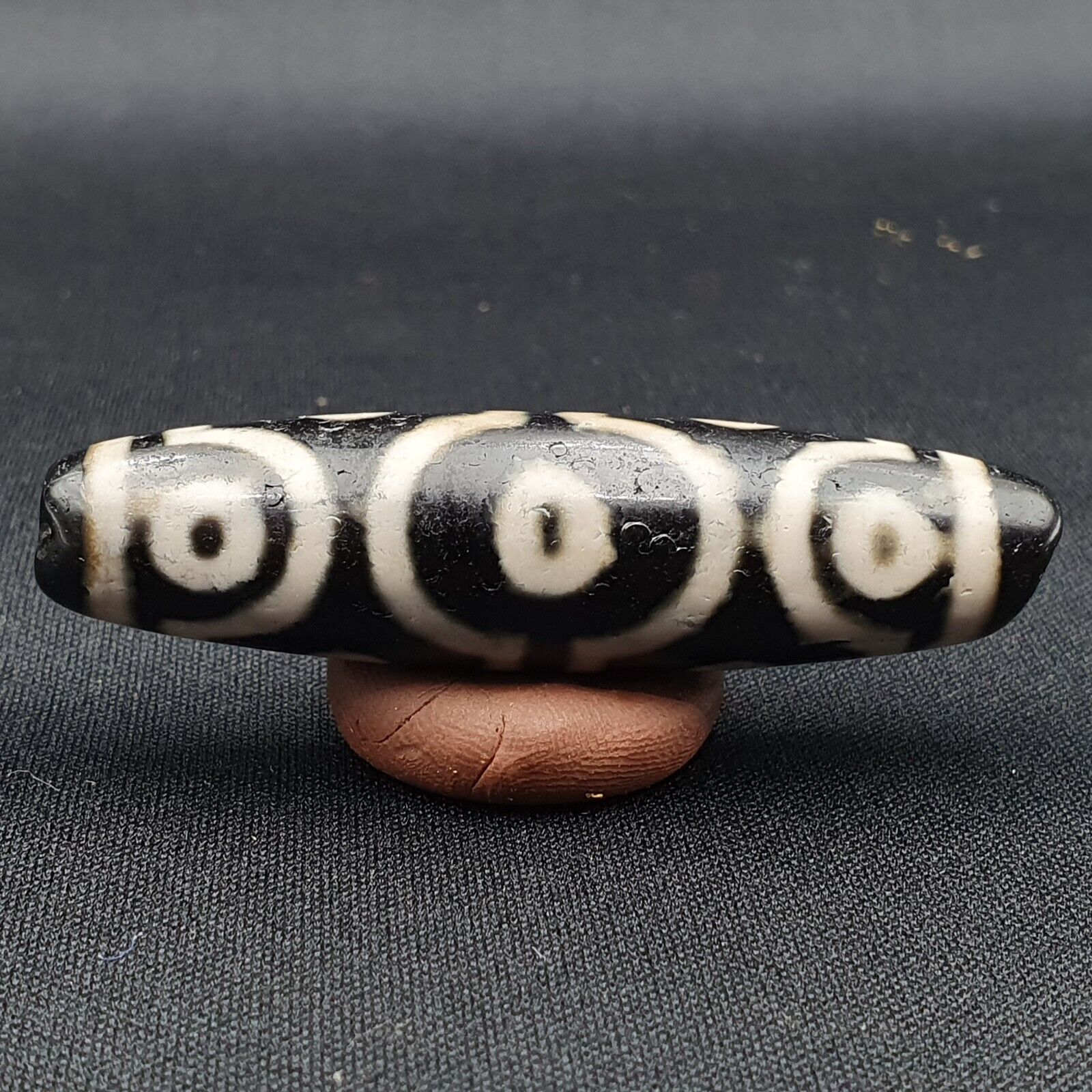 INDO TIBETAN Himalaya 10 Eyes Agate bead Amulet Religious Antiquities Dzi  ITB02