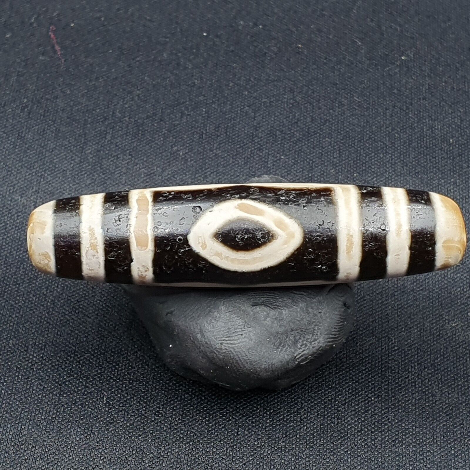 Power Bead INDO TIBETAN Himalayan 3 Eyes window Pattern Agate bead Amulet Dzi