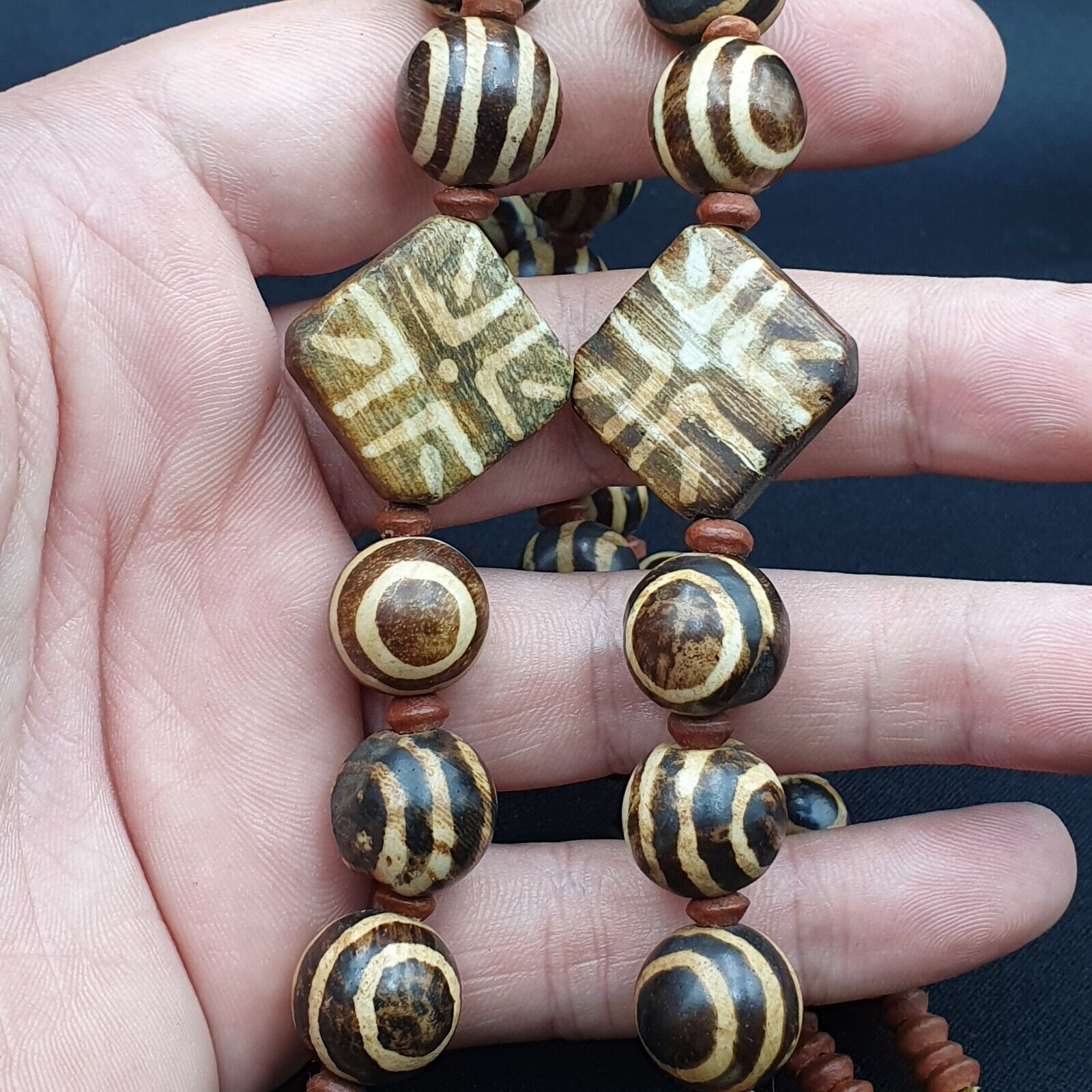 RARE OLD PUMTEK BEAD NECKLACE ANCIENT PYU, 2 Eyes PUMTEKS Beads 12-14mm