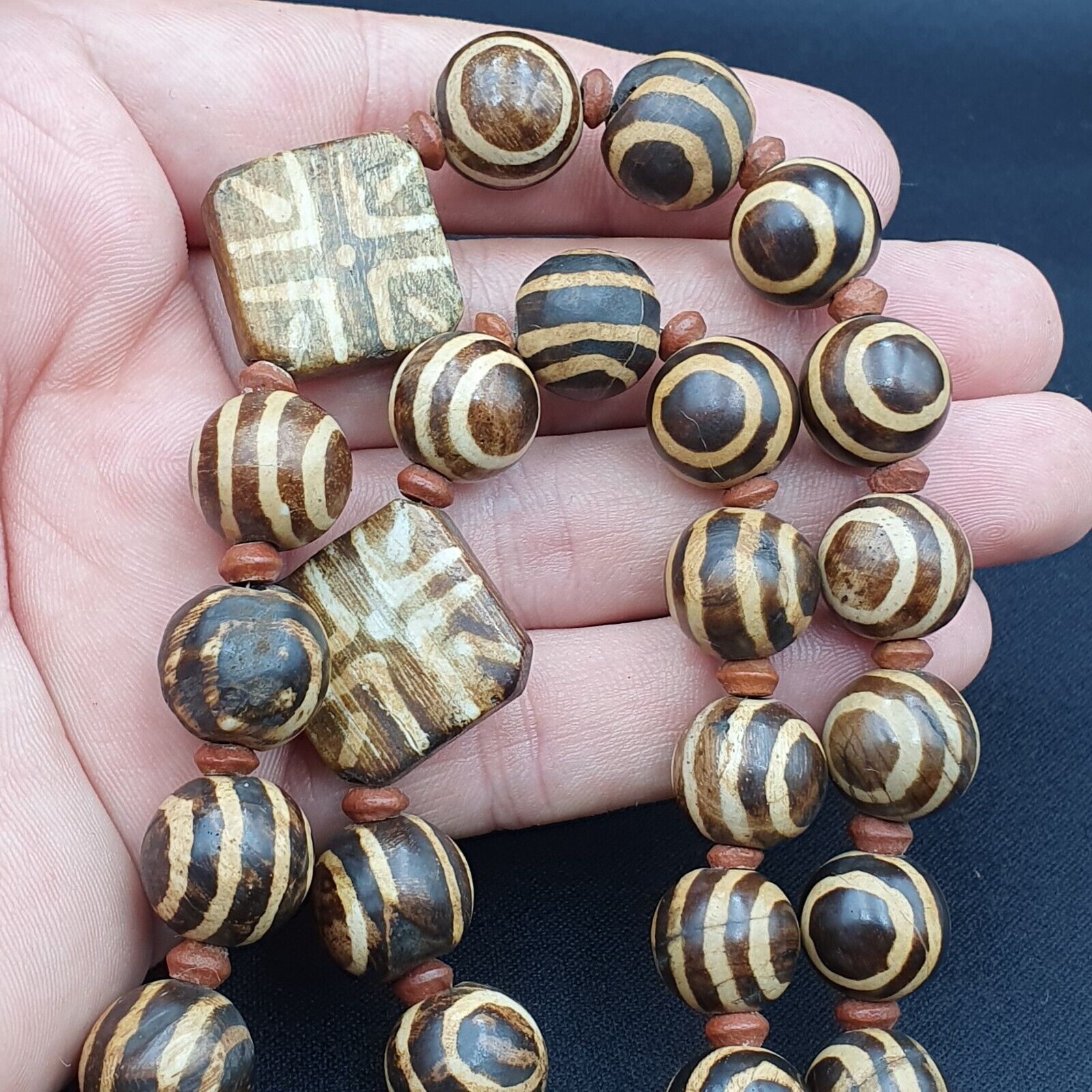 RARE OLD PUMTEK BEAD NECKLACE ANCIENT PYU, 2 Eyes PUMTEKS Beads 12-14mm