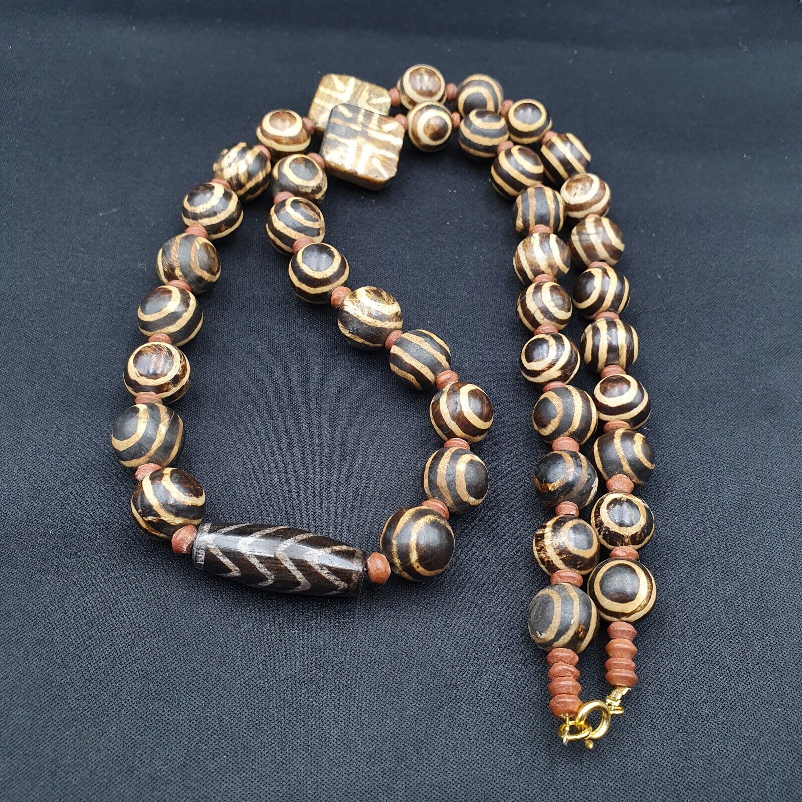 RARE OLD PUMTEK BEAD NECKLACE ANCIENT PYU, 2 Eyes PUMTEKS Beads 12-14mm