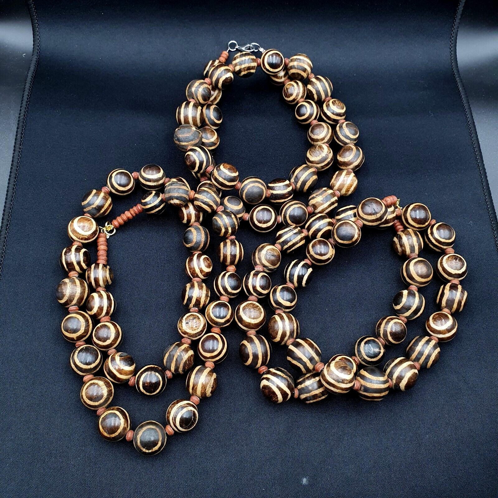 RARE OLD PUMTEK BEAD NECKLACE ANCIENT PYU, 2 Eyes PUMTEKS Beads 16.5-17.5mm