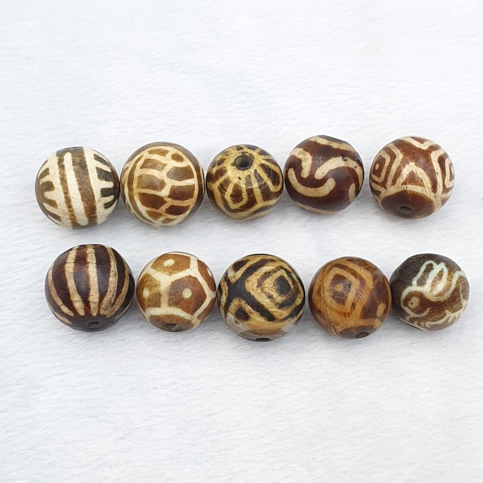 Lot 10 Beads Rare Patterns South Asian Burmese Old Pumtek petrified Wood Beads