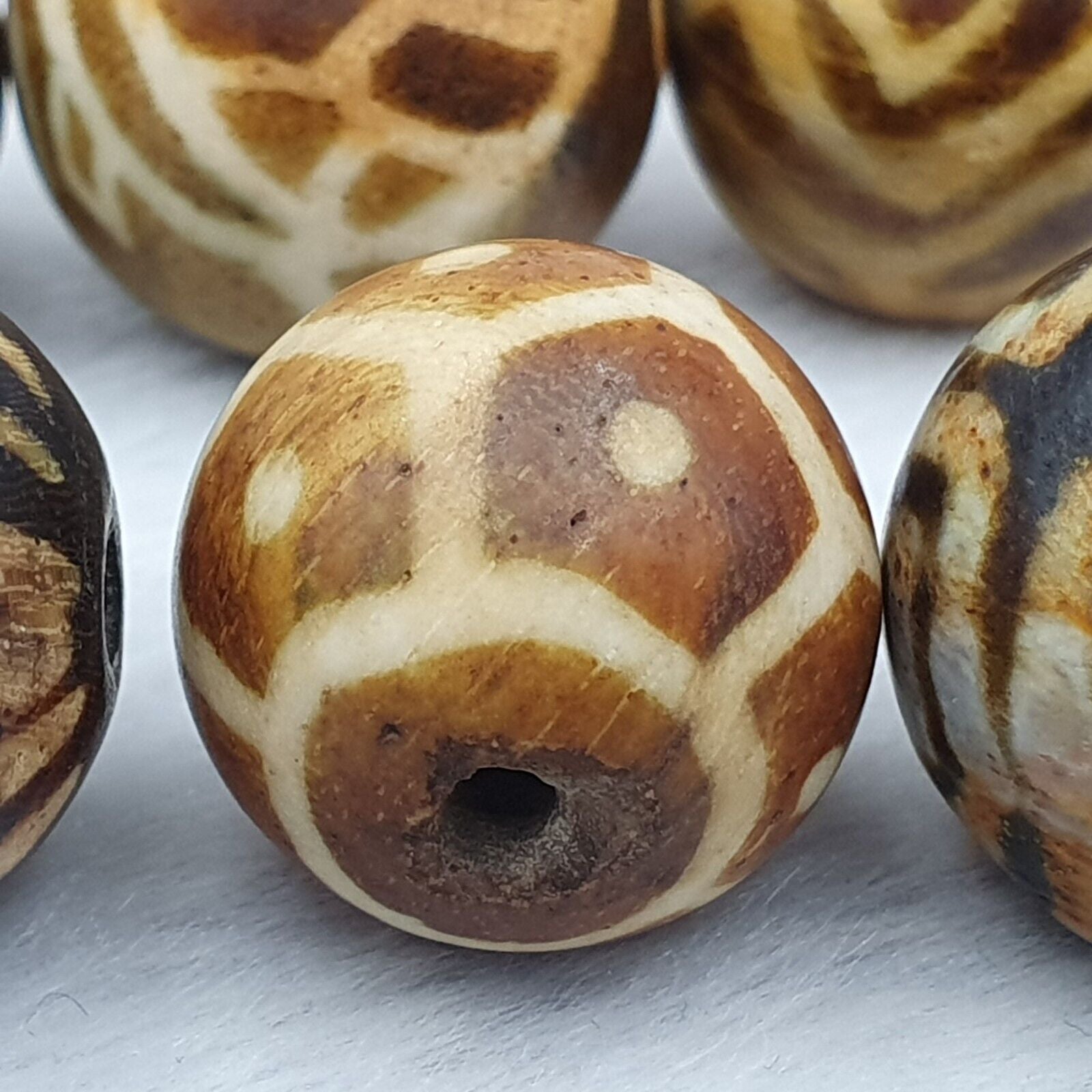 Lot 10 Beads Rare Patterns South Asian Burmese Old Pumtek petrified Wood Beads