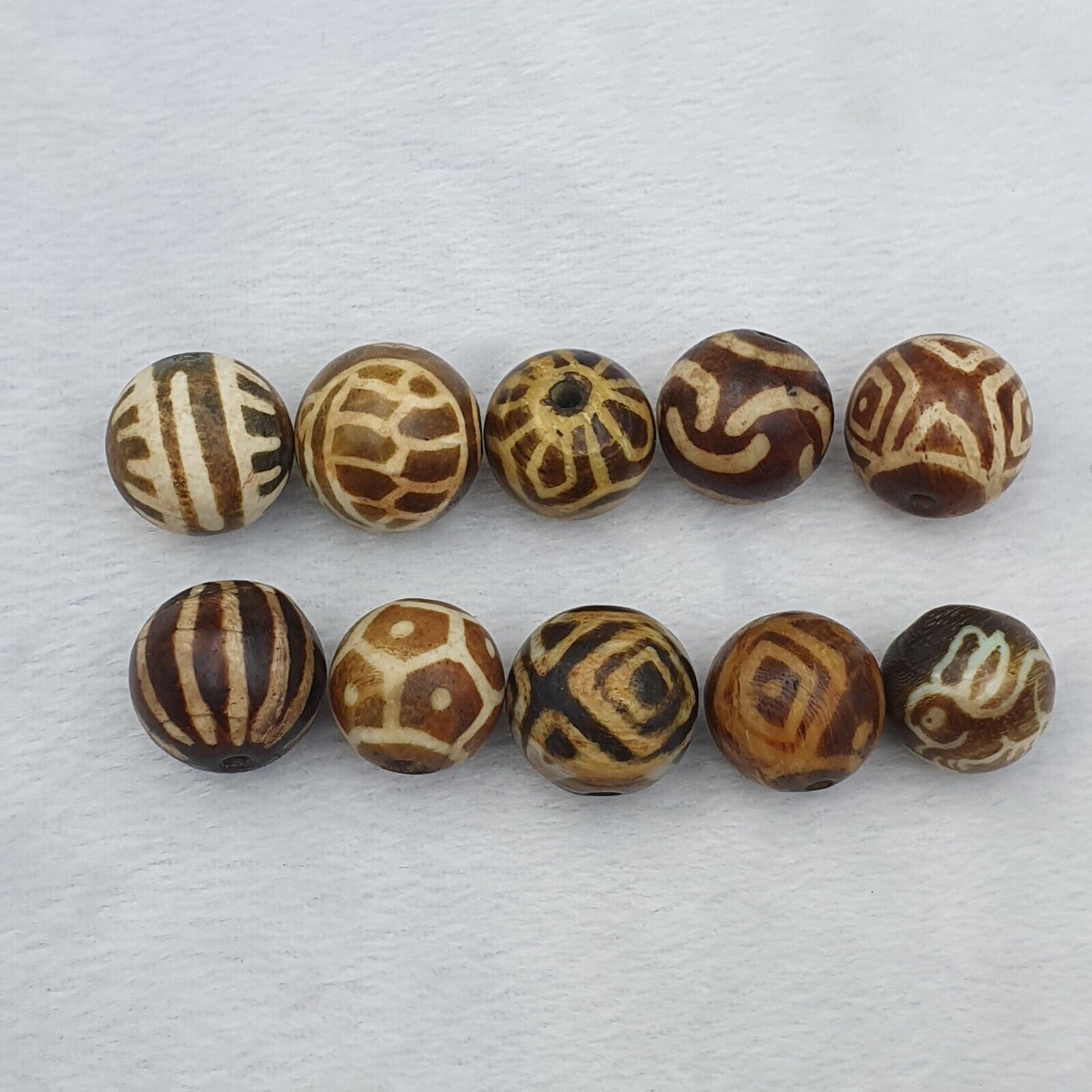 Lot 10 Beads Rare Patterns South Asian Burmese Old Pumtek petrified Wood Beads