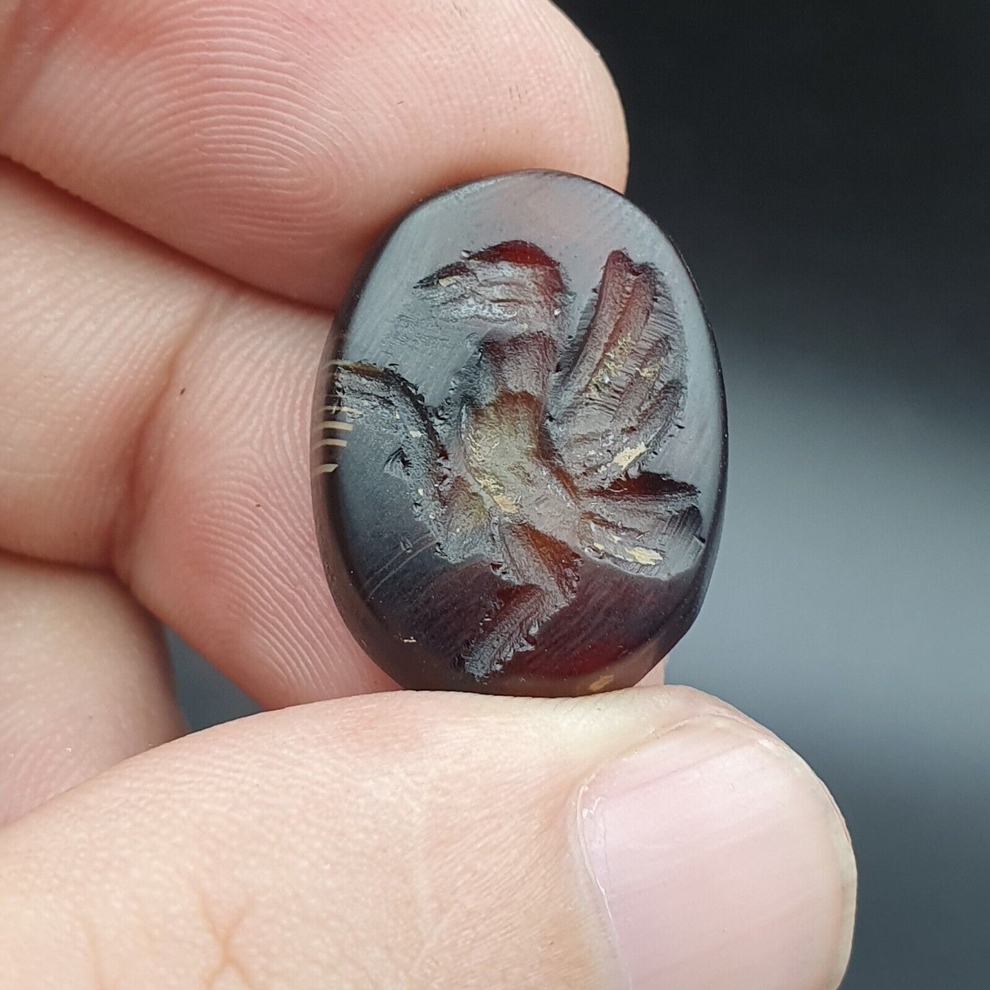 Antikes nahöstliches Stempelsiegel, geheimnisvolles Tier, Tiefdruck-Achat-Cabochon