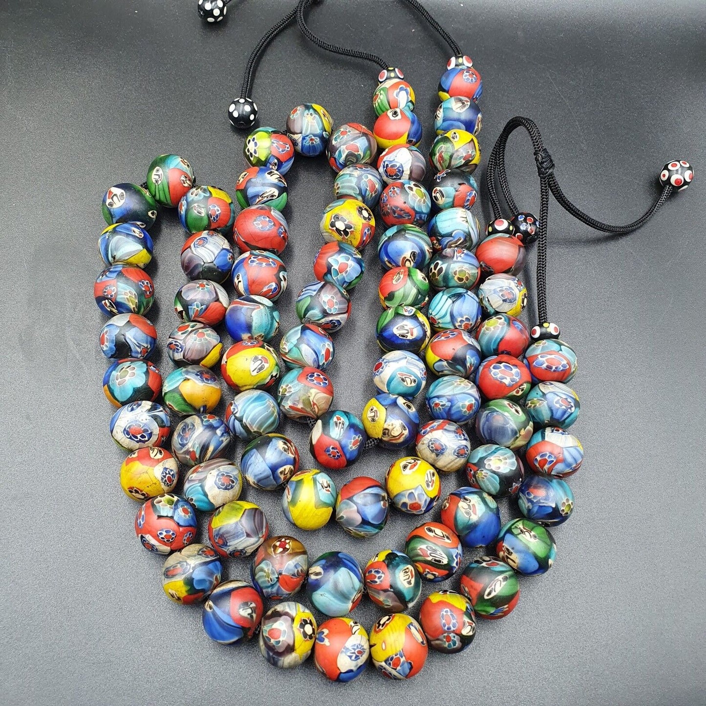 NEUES LOS 2 Venerano HANDGEFERTIGTE LAMPWORK-KUNST-HALSKETTEN AUS GLASPERLEN