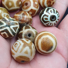 Vintage old Pumtek Bead Lot 10 Beads 18-19mm Lot#82