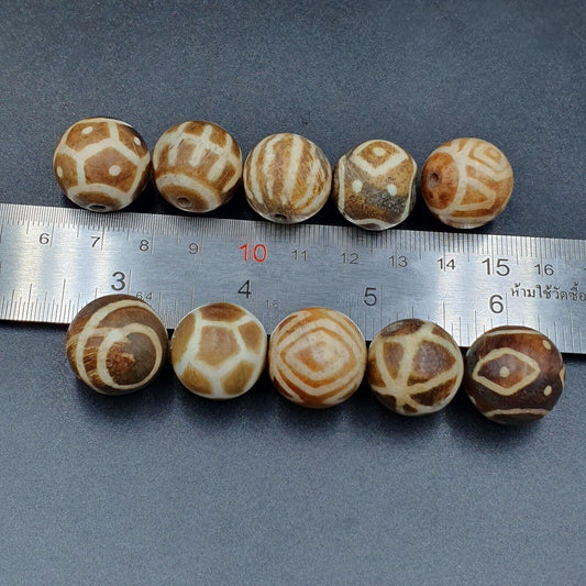 Vintage Pumtek Bead Lot 10 Beads 18-19mm Lot#271