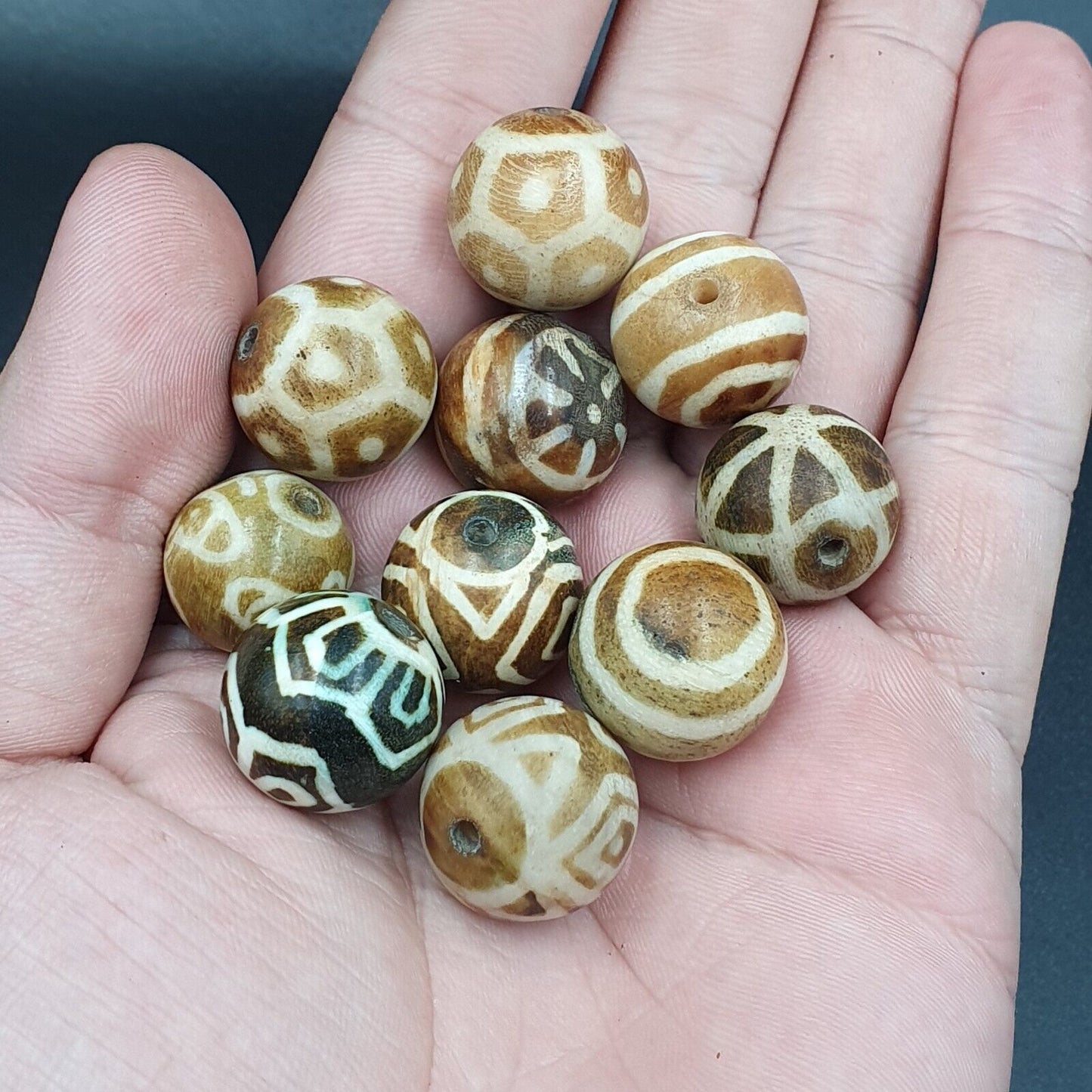 Vintage alte Pumtek Perlen Lot 10 Perlen 18-19mm Lot#82