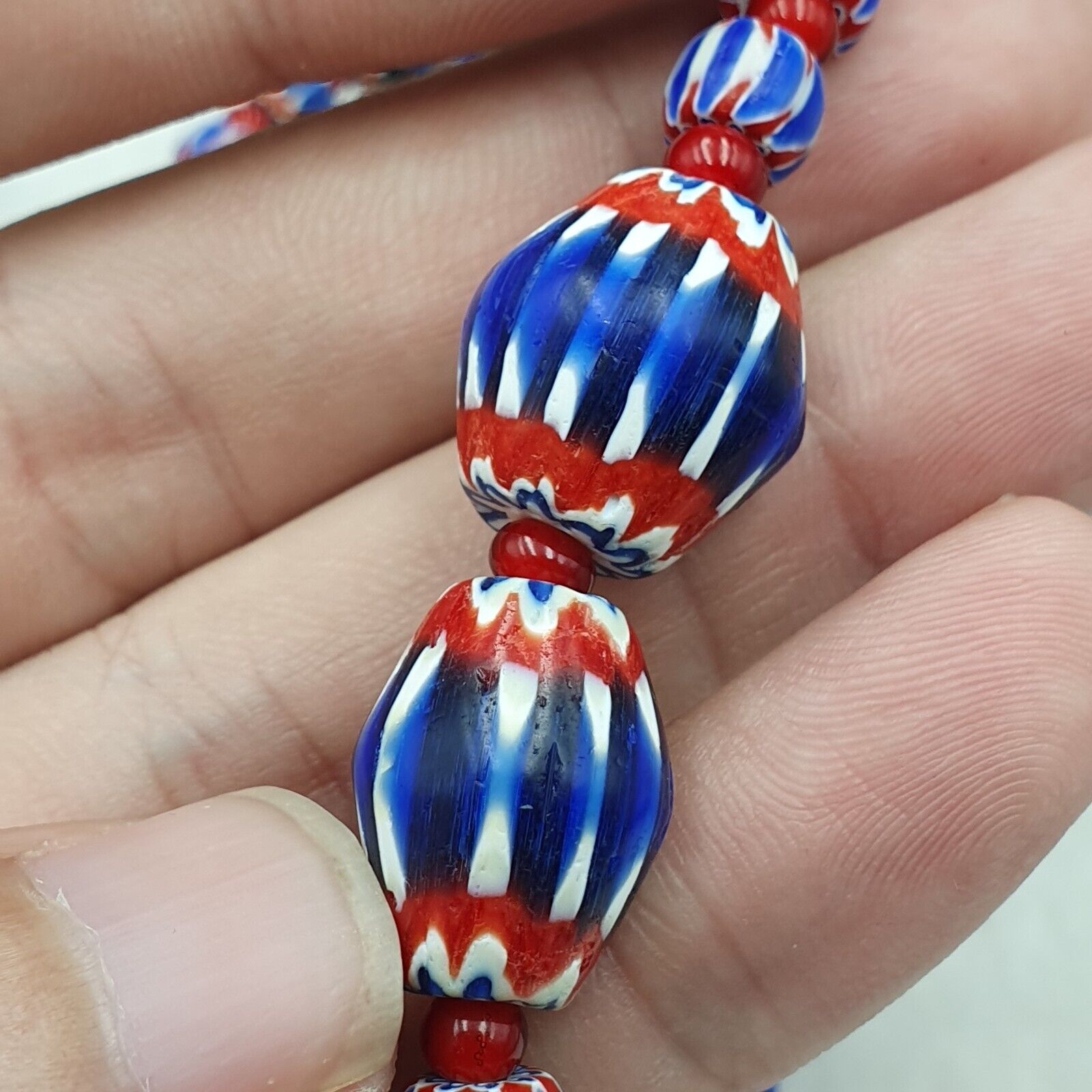Vintage Chevron and White Heart Venetian Multilayers Glass Beads Necklace N-153