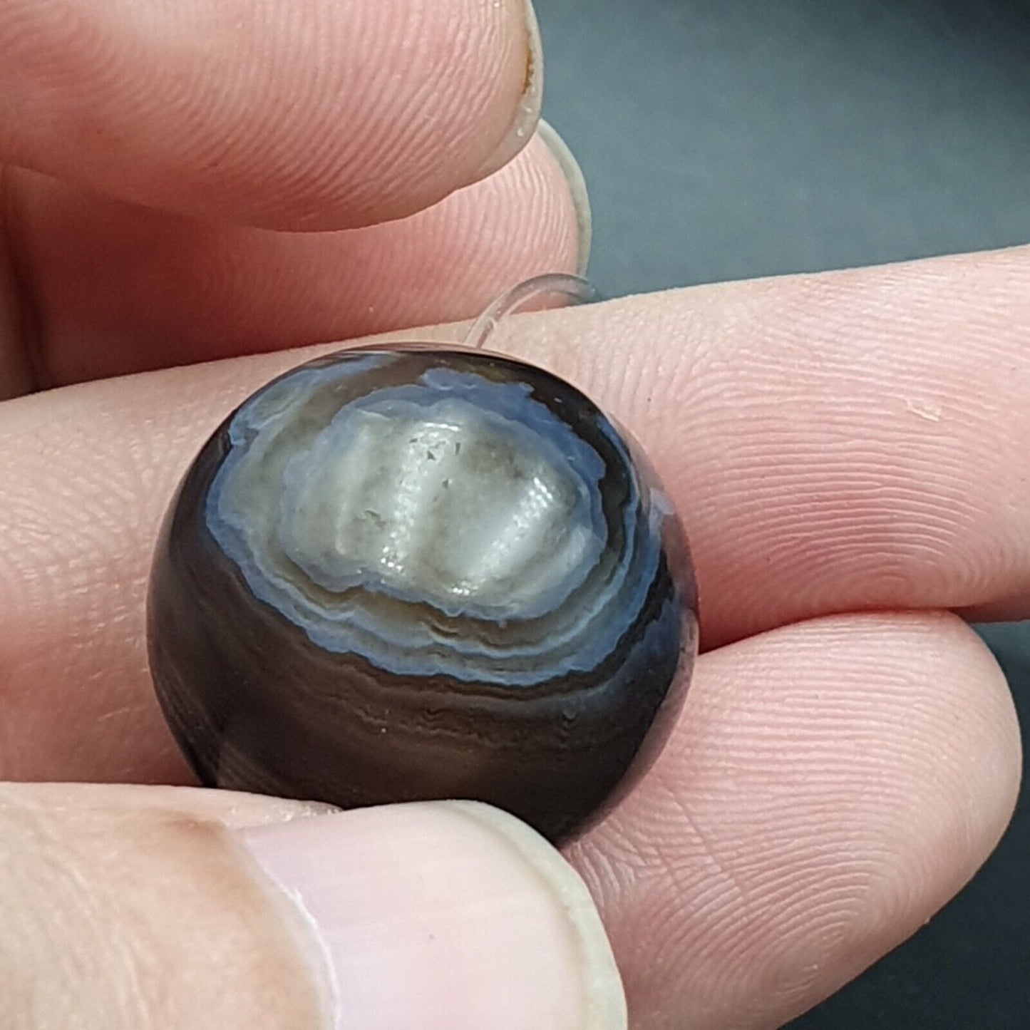 7 antike antike INDO-tibetische Himalaya-Achat-Augenperlen, Suleimani-Achat, 18–20 mm