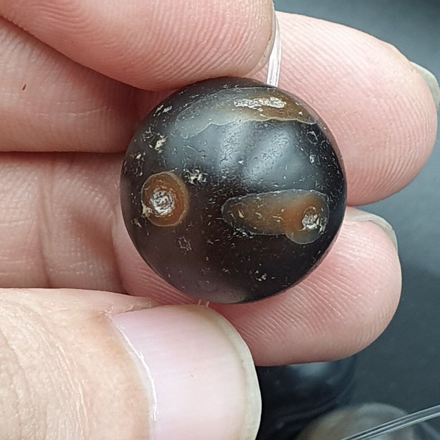7 antike antike INDO-tibetische Himalaya-Achat-Augenperlen, Suleimani-Achat, 18–20 mm
