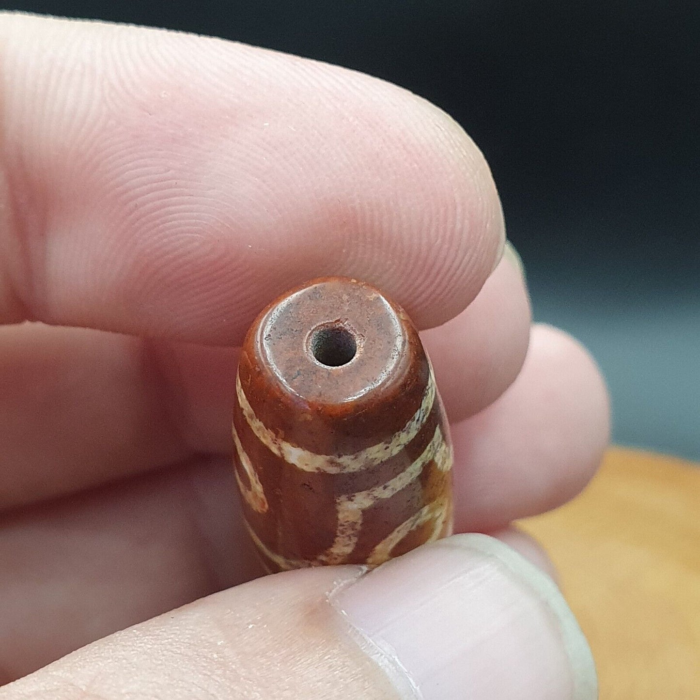 復古老藏珠紅色生鏽瑪瑙 7 眼護身符吊墜天珠