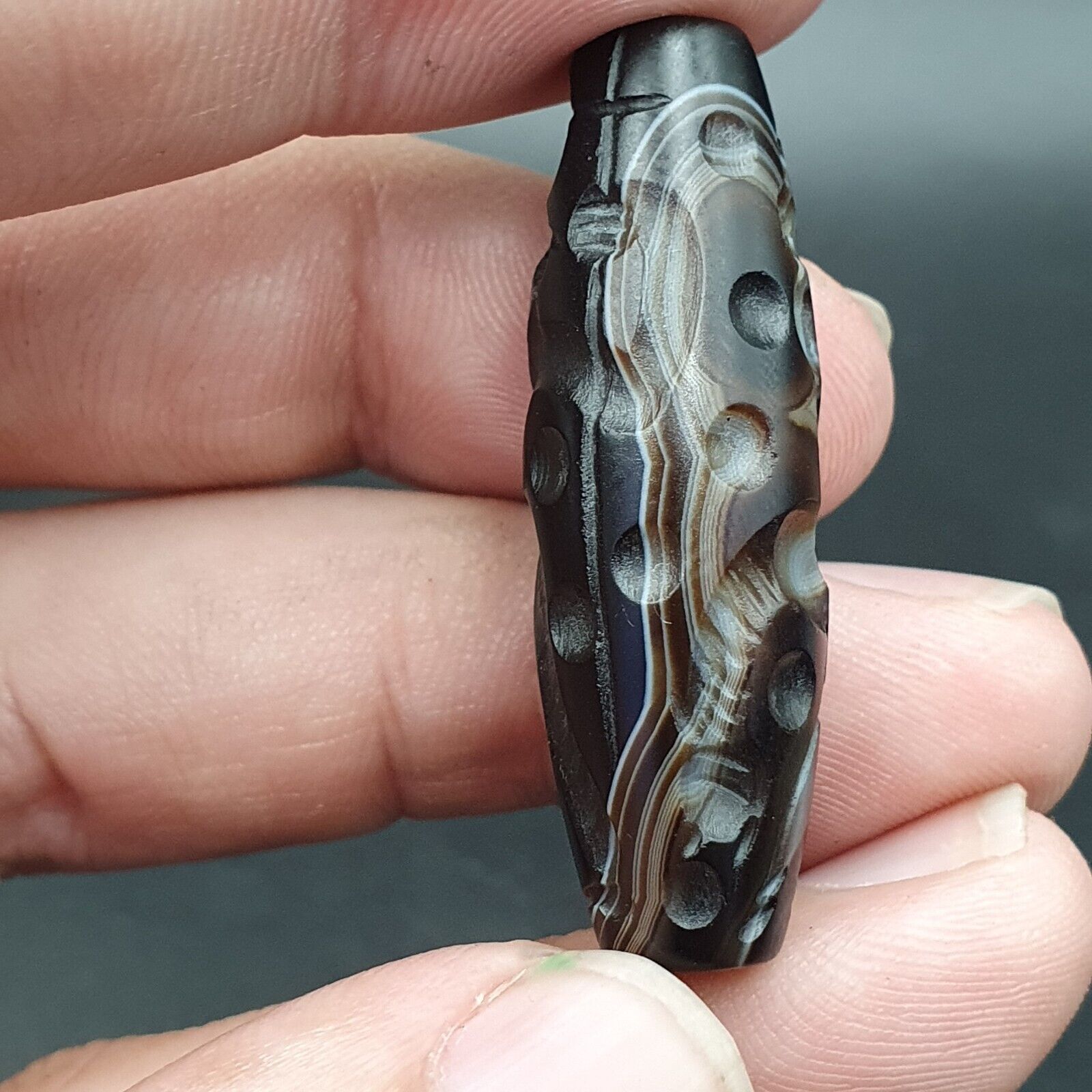 Indo Tibetan Carving Agate Eye stone Bead Amulet Hunter Hunted Animal #10213