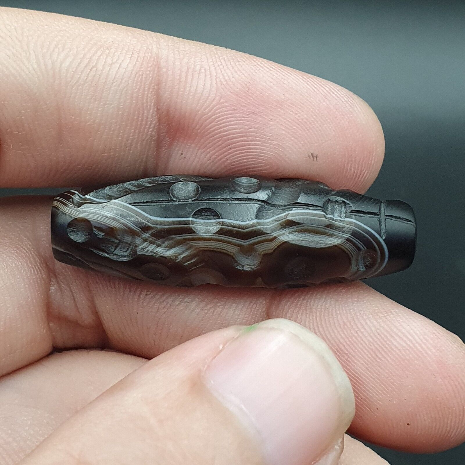 Indo Tibetan Carving Agate Eye stone Bead Amulet Hunter Hunted Animal #10213