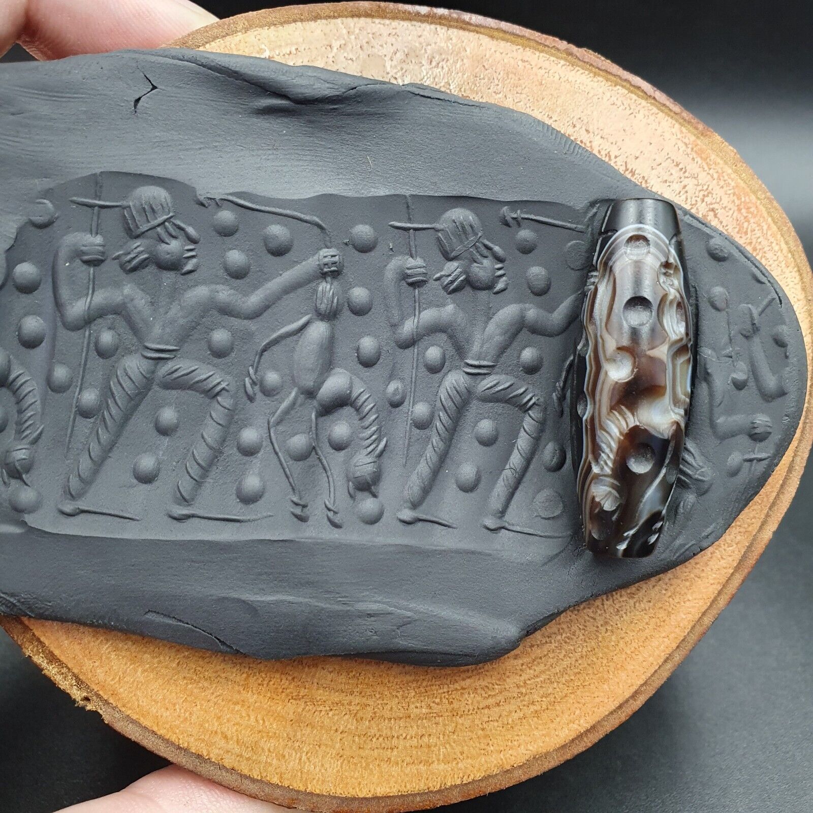 Indo Tibetan Carving Agate Eye stone Bead Amulet Hunter Hunted Animal #10213