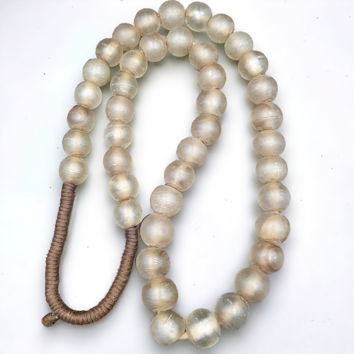 Afrikanische Handelsperlen, antike, seltene Blasenperlen, weiß, klar, rund, 15–18 mm