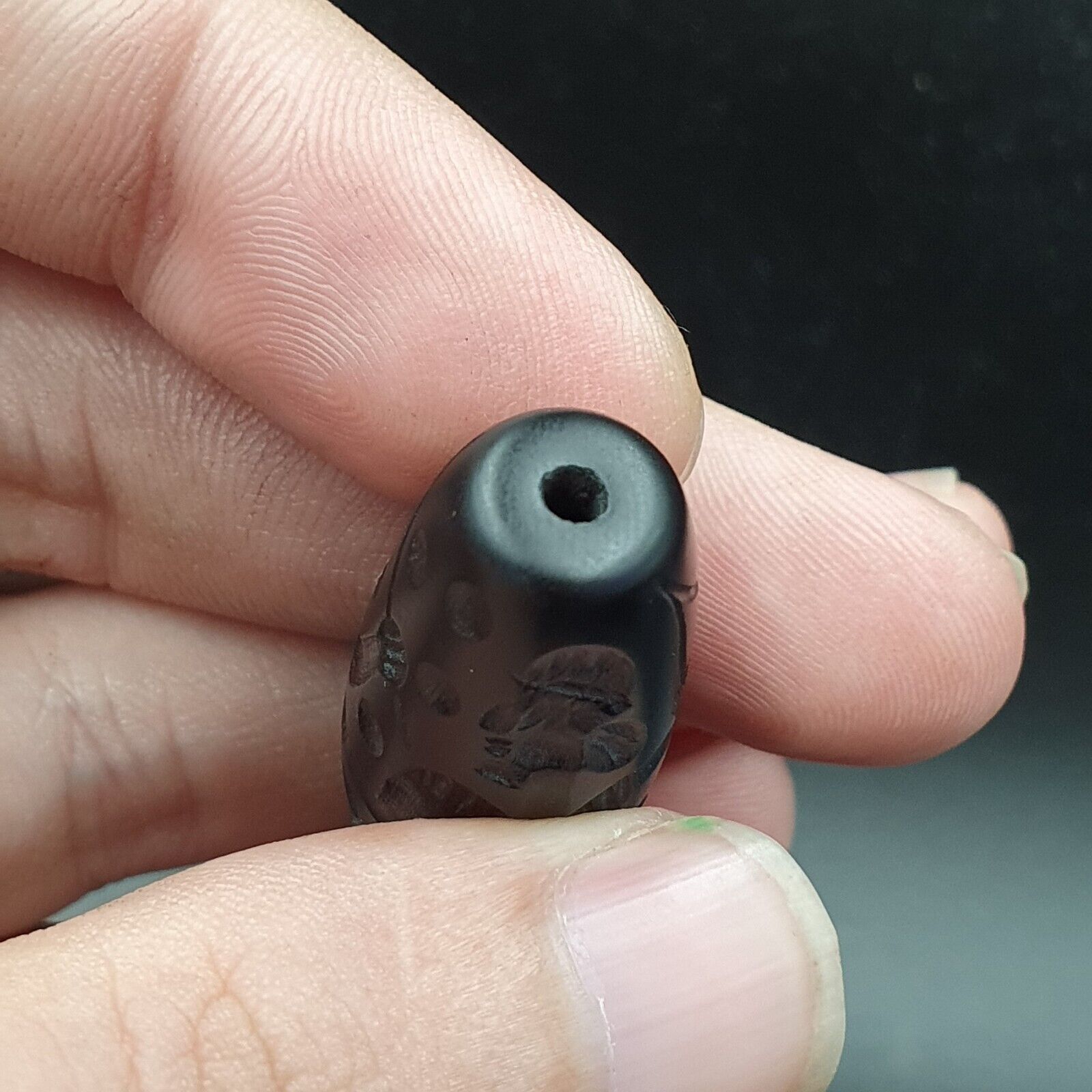 Indo Tibetan Carving Agate Eye stone Bead Amulet #10211