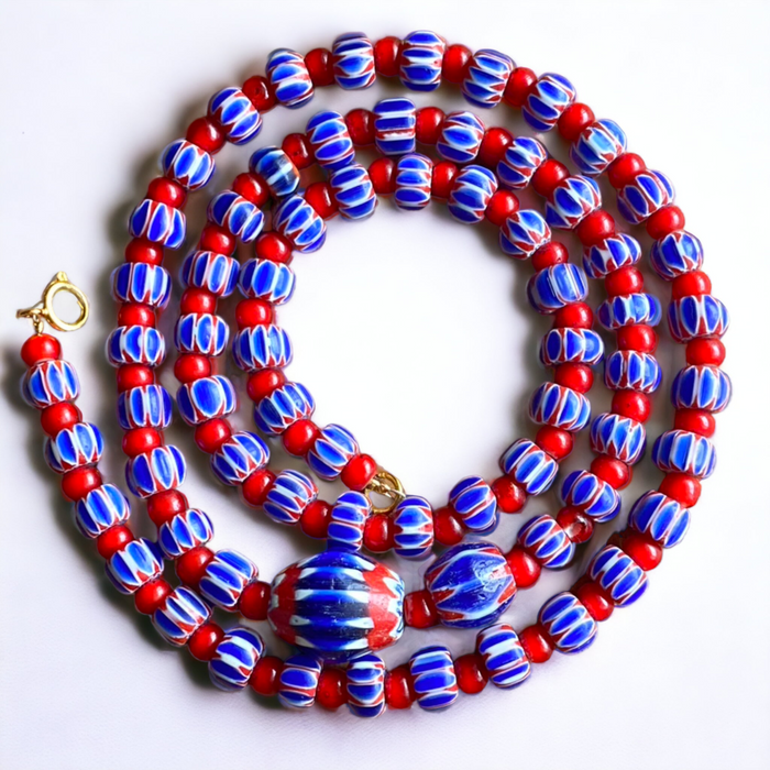 Vintage Chevrons & White Heart Venetian Multilayers Glass Beads Necklace
