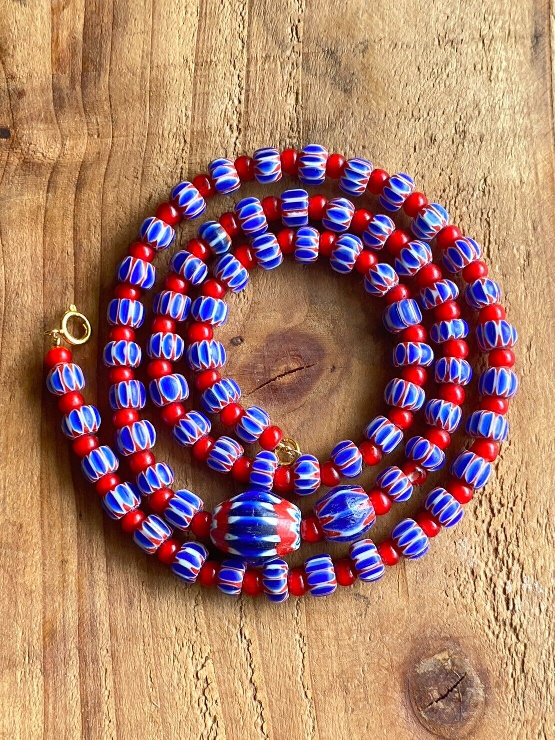 Vintage Chevrons & White Heart Venetian Multilayers Glass Beads Necklace N-209