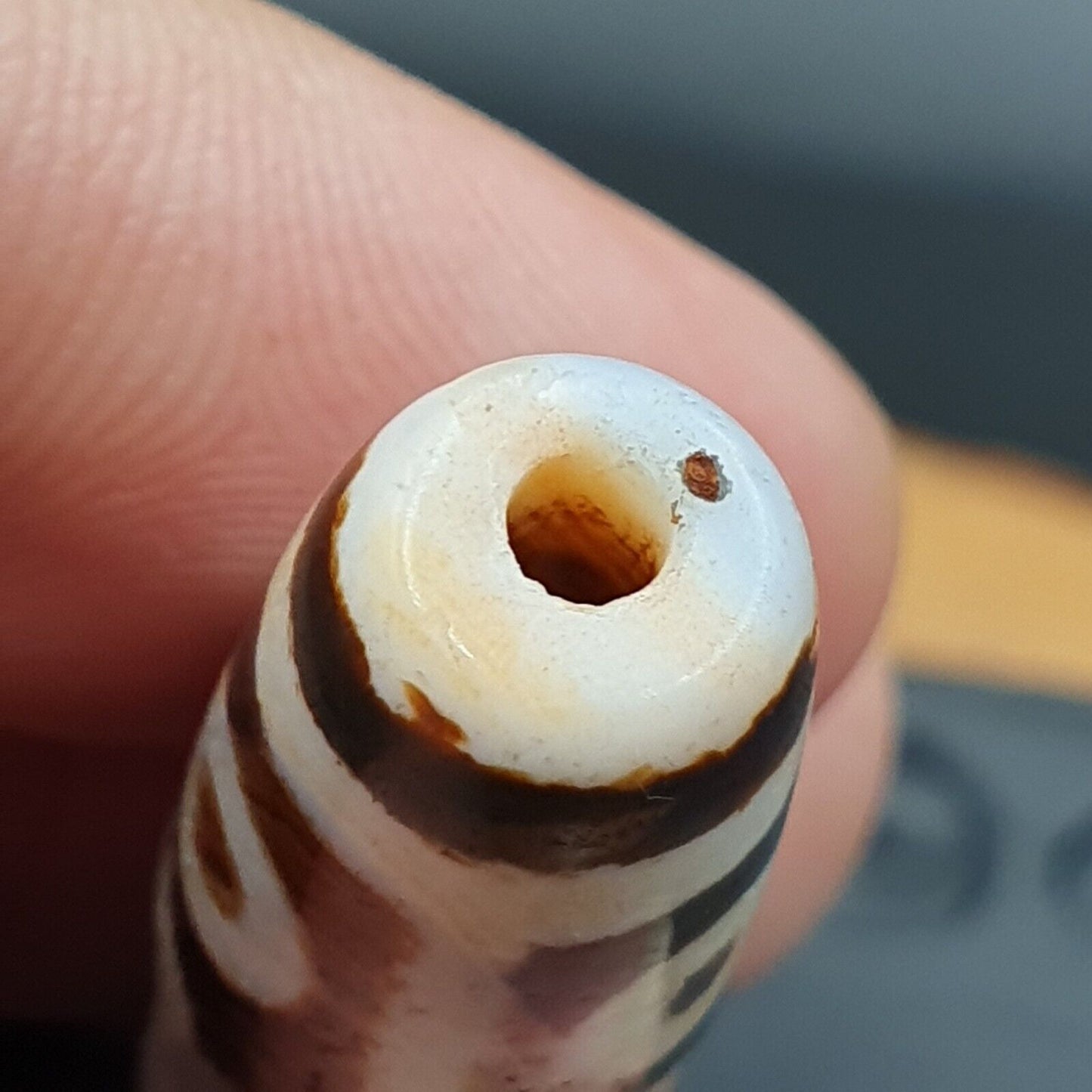 西藏尼泊爾喜馬拉雅古代老天珠護身符九眼珠護身符