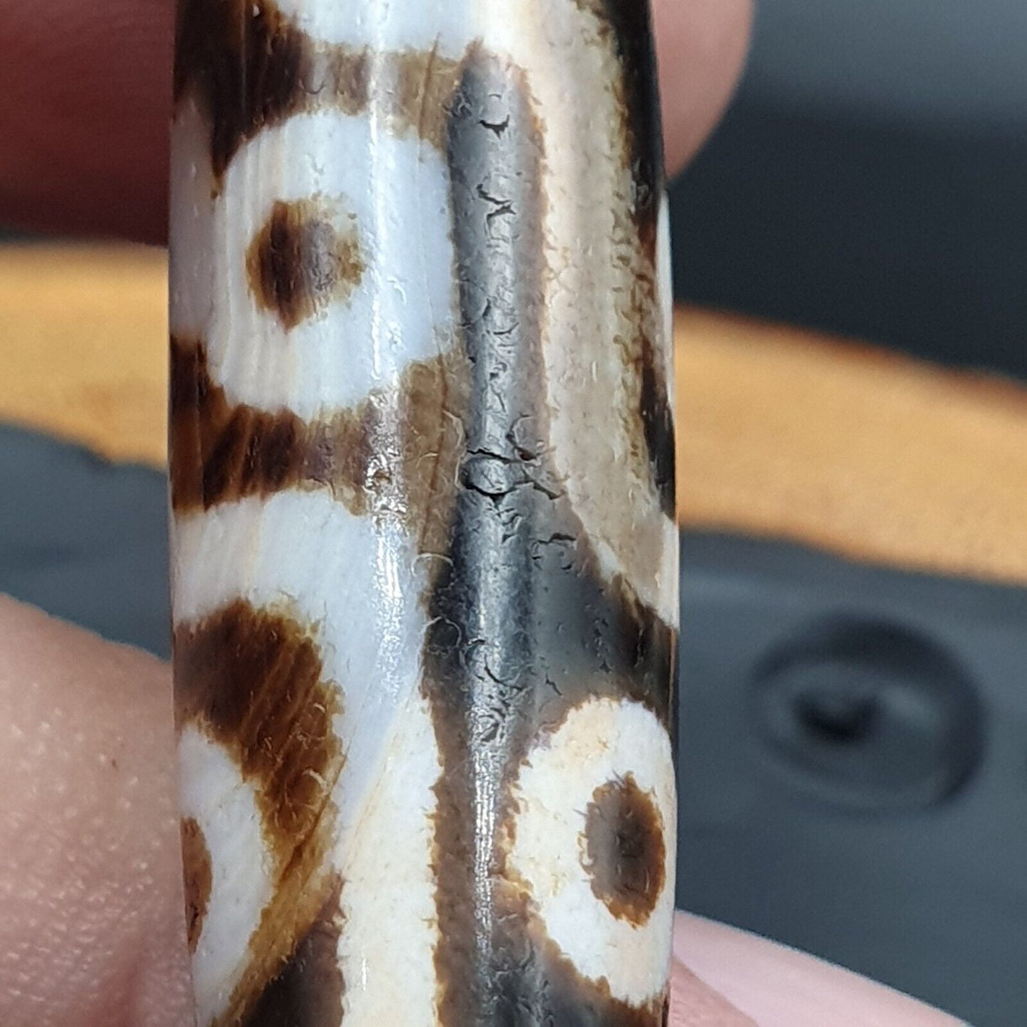 西藏尼泊爾喜馬拉雅古代老天珠護身符九眼珠護身符