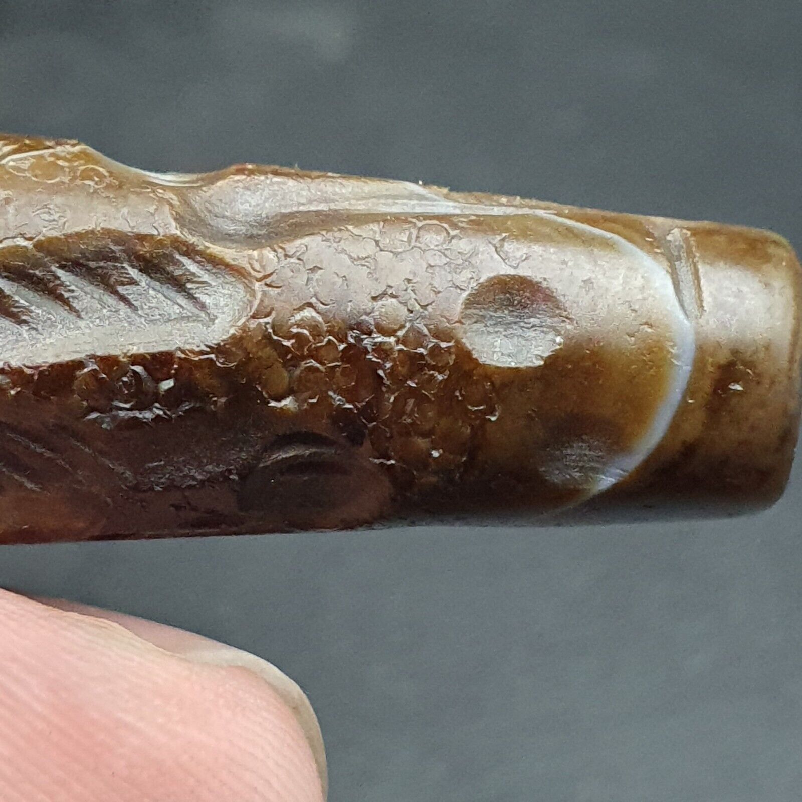 Antique Ancient Indo Tibetan Carving Agate Eye stone Bead Bird & hunter Amulet